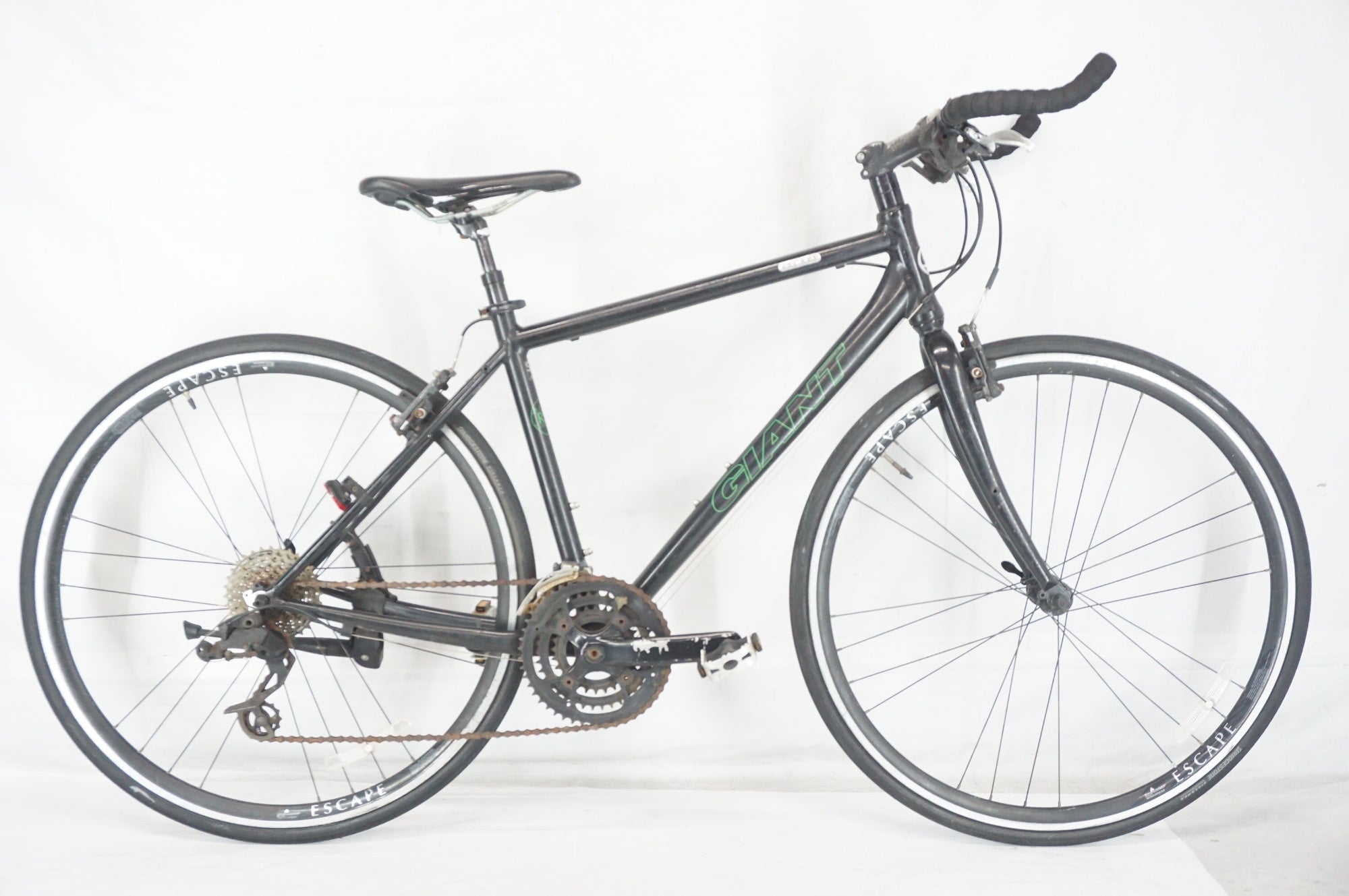ジャンク GIANT 「ジャイアント」 ESCAPE R3 2012年モデル クロス