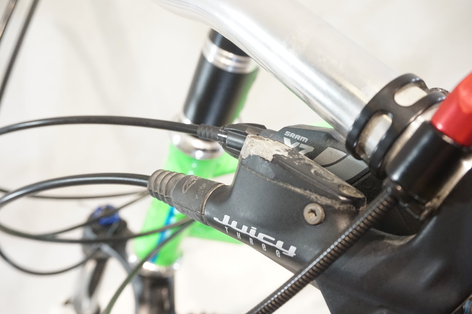 CHARGE BIKES 「チャージバイク」 DUSTER MID 2011年モデル 26インチ マウンテンバイク / 横浜戸塚店