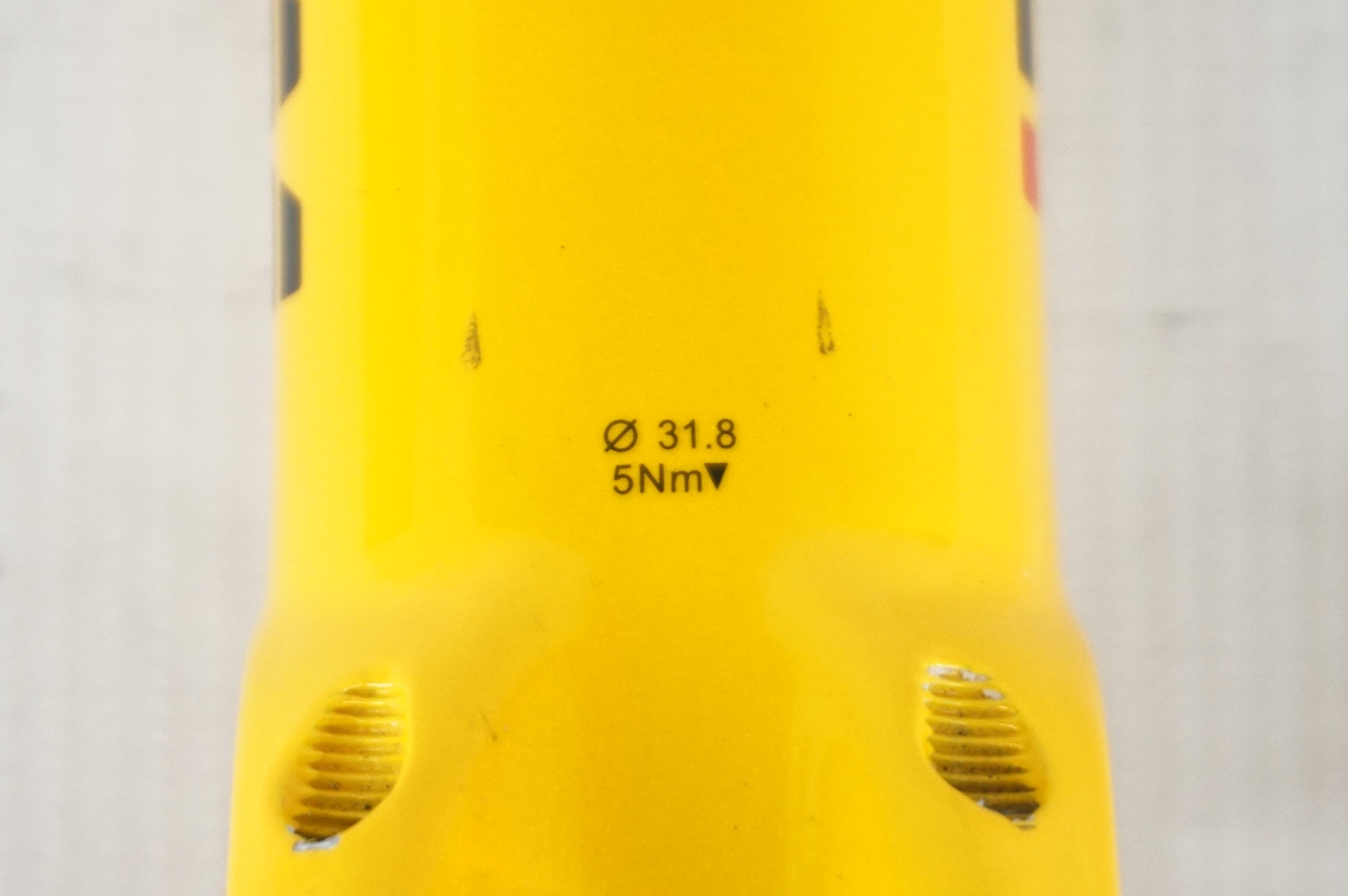 ITM 「アイティーエム」 ALCOR 80 YELLOW Φ31.8 100mm ステム / 阪急塚口店