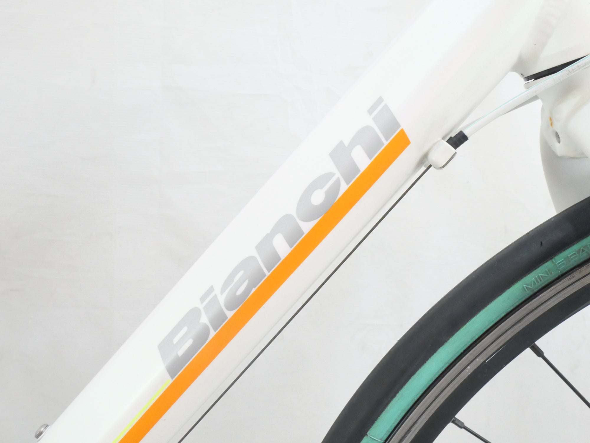 BIANCHI 「ビアンキ」 C-SPORT1 2016年モデル クロスバイク / バイチャリ浦和ベース