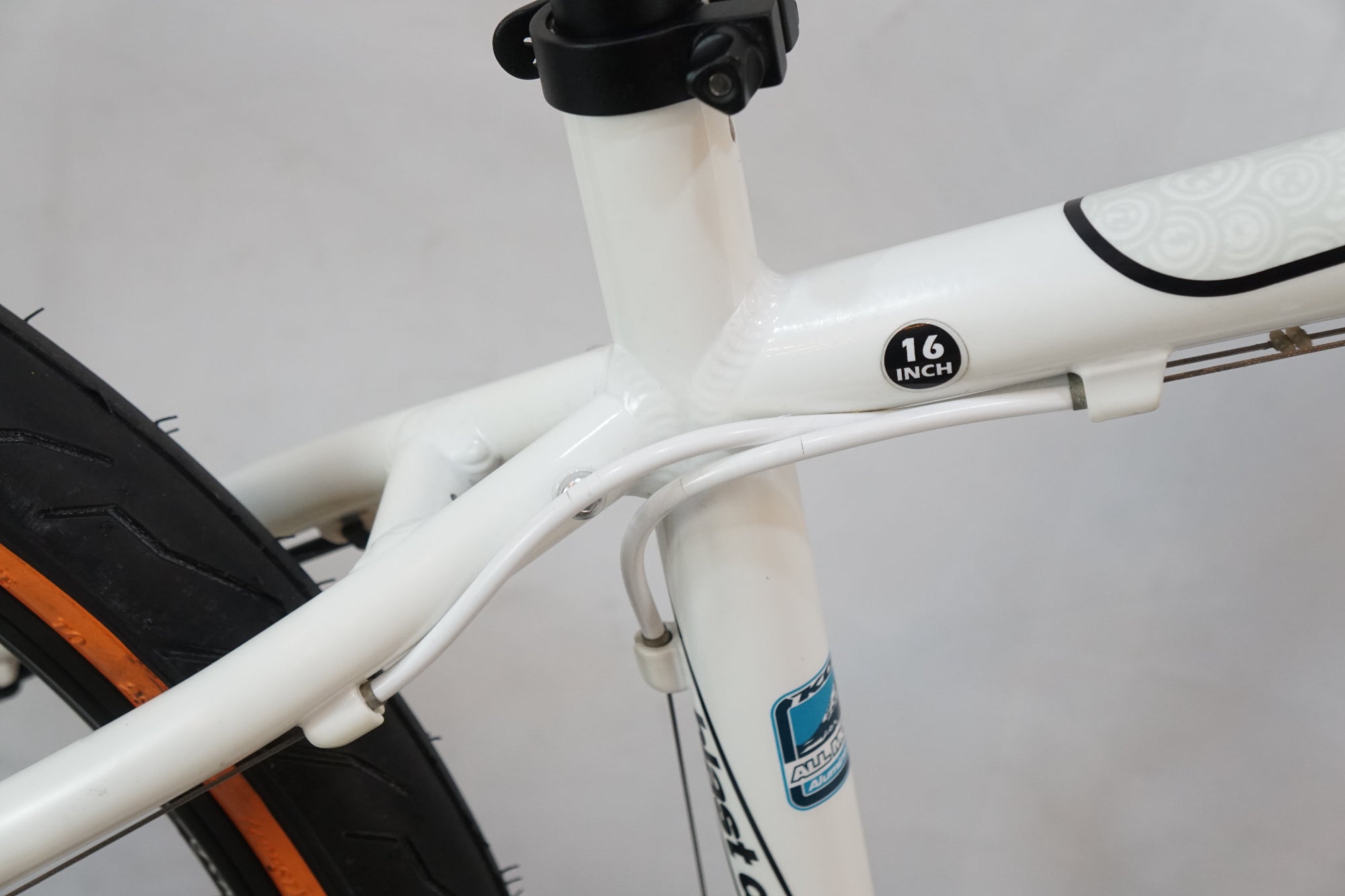 KONA 「コナ」 BLAST DELUXE 2010年モデル マウンテンバイク / バイチャリ浦和ベース