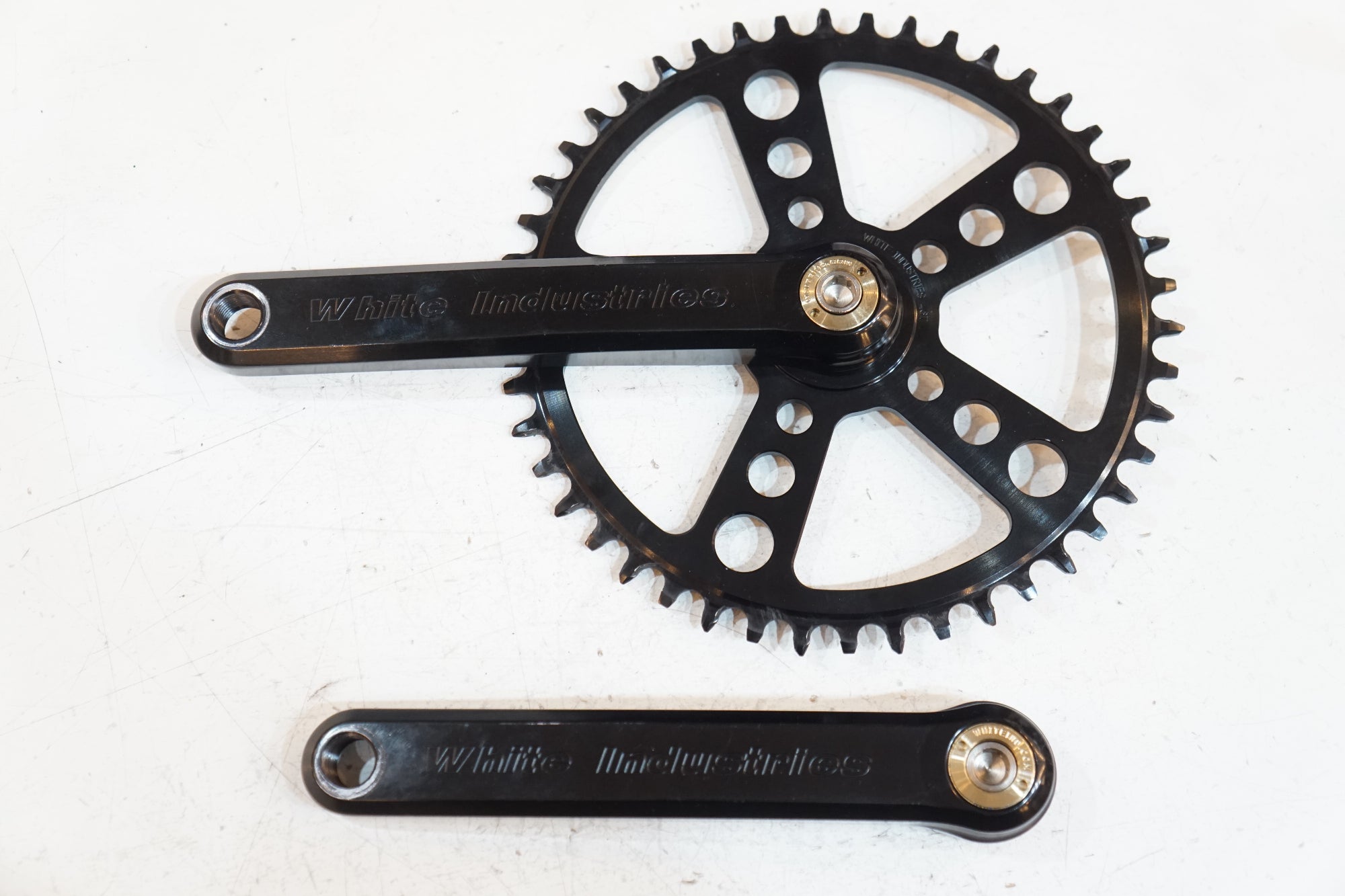 激レア ホワイトインダストリーズ クランクwhite industries WHITE INDUSTRIES 「ホワイト インダストリーズ」 46T 165mm クランク