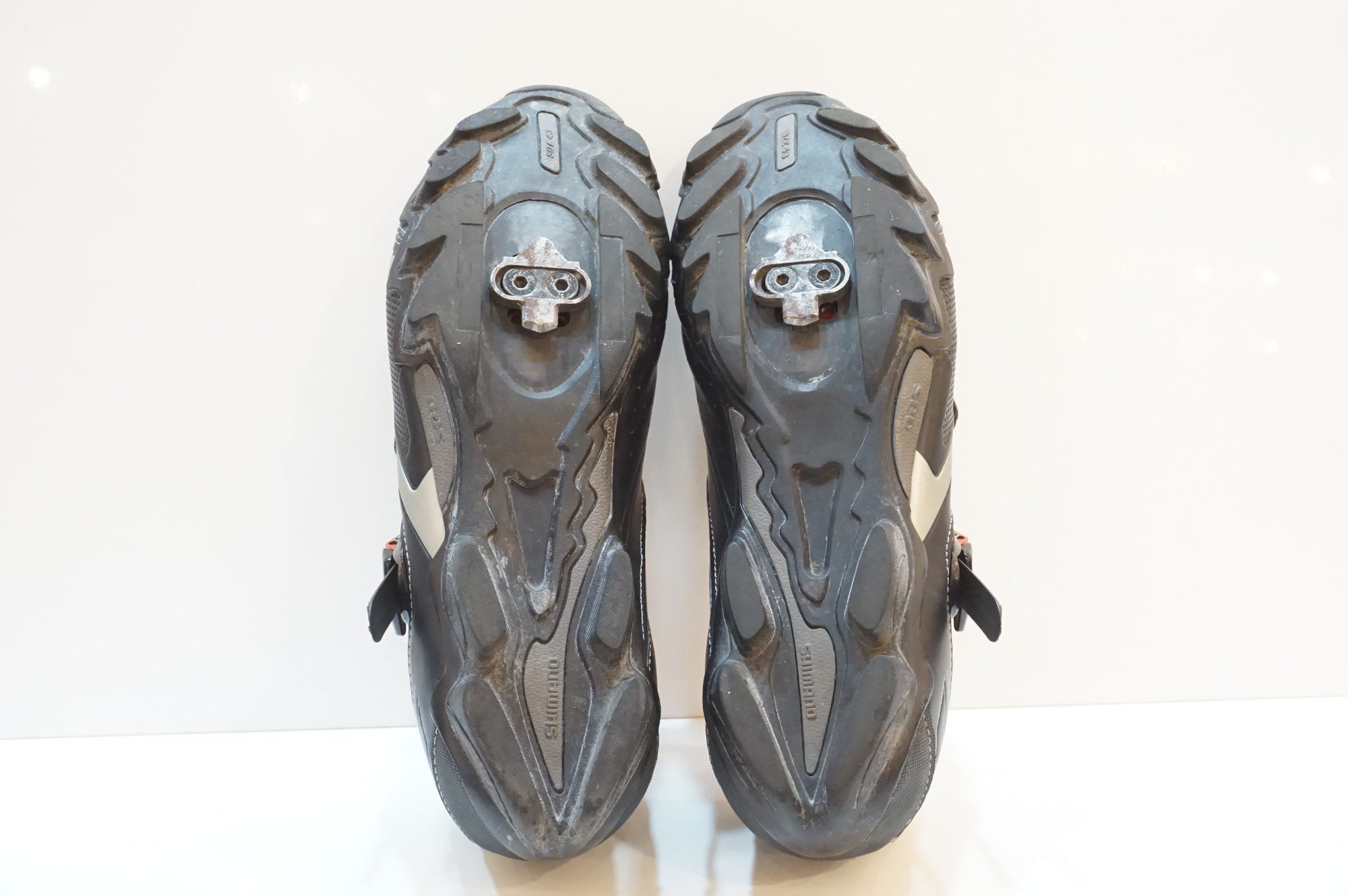 SHIMANO 「シマノ」 SH-M088-LE EU43 シューズ / 浦和ベース