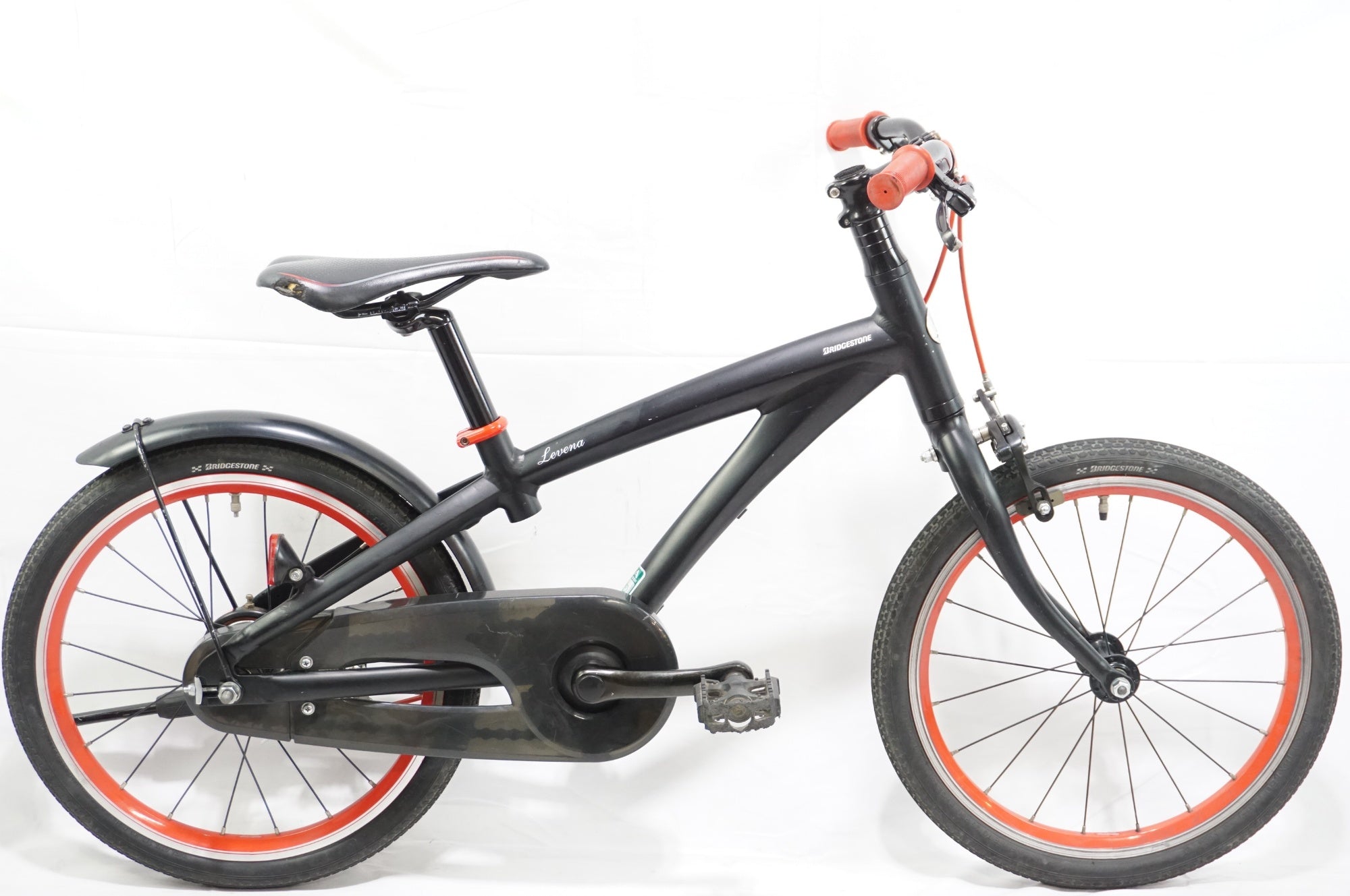 20-60代からのファッション通販  BRIDGESTONE 「ブリヂストン」 キッズ 18インチ 年式不明 LEVENA 自転車本体