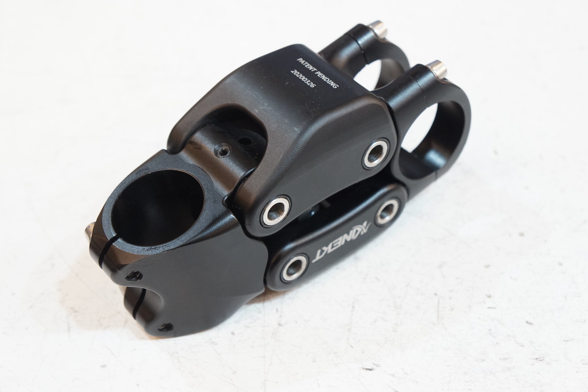 KINECT 「キネクト」 φ31.8 90mm 可変 ステム / バイチャリ浦和ベース