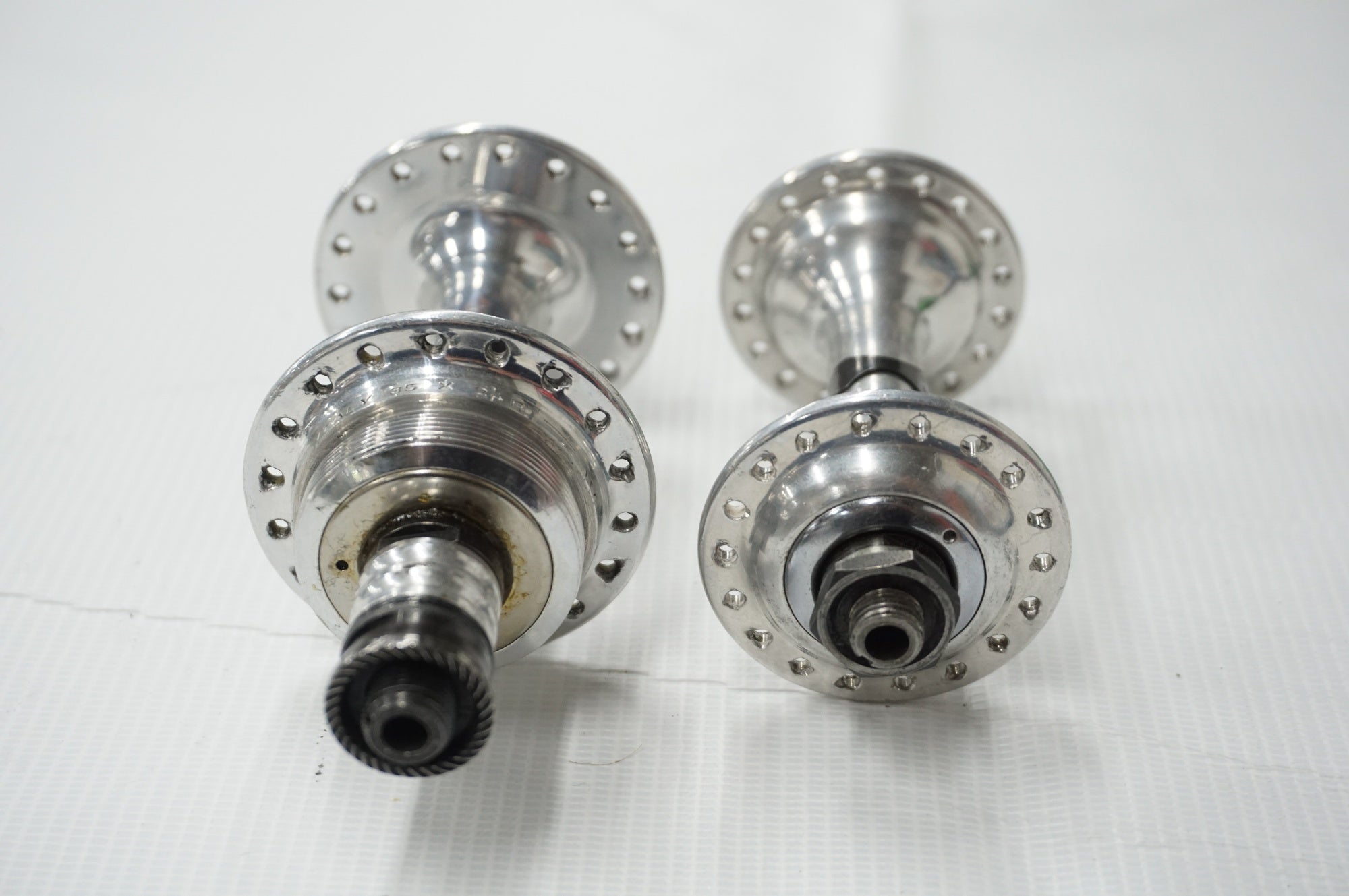 CAMPAGNOLO 「カンパニョーロ」 NUOVO RECORD ハブセット / 阪急塚口店