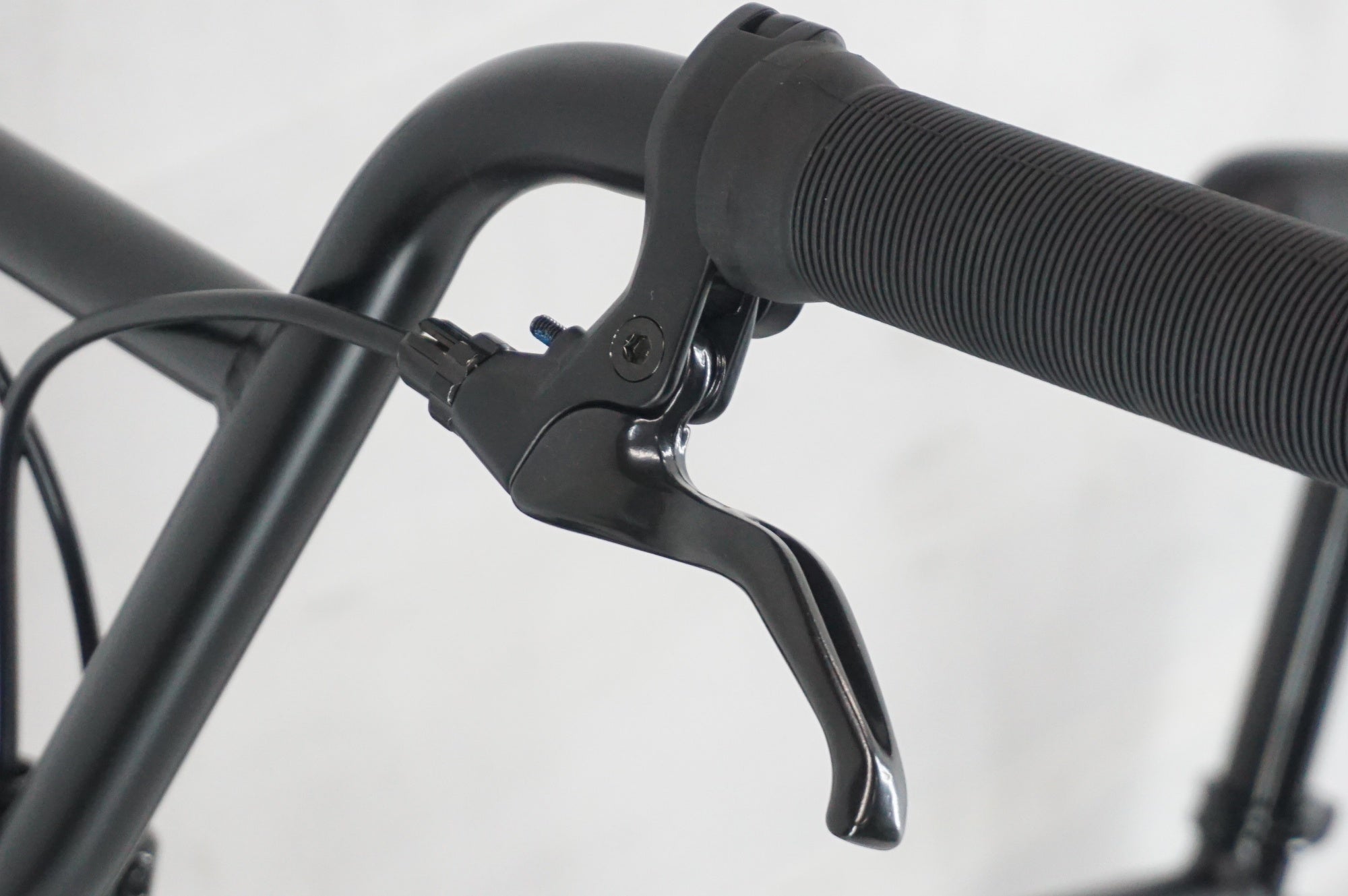 ARESBIKES 「アーレスバイク」 ADIT 2022年モデル キッズバイク / 阪急塚口店