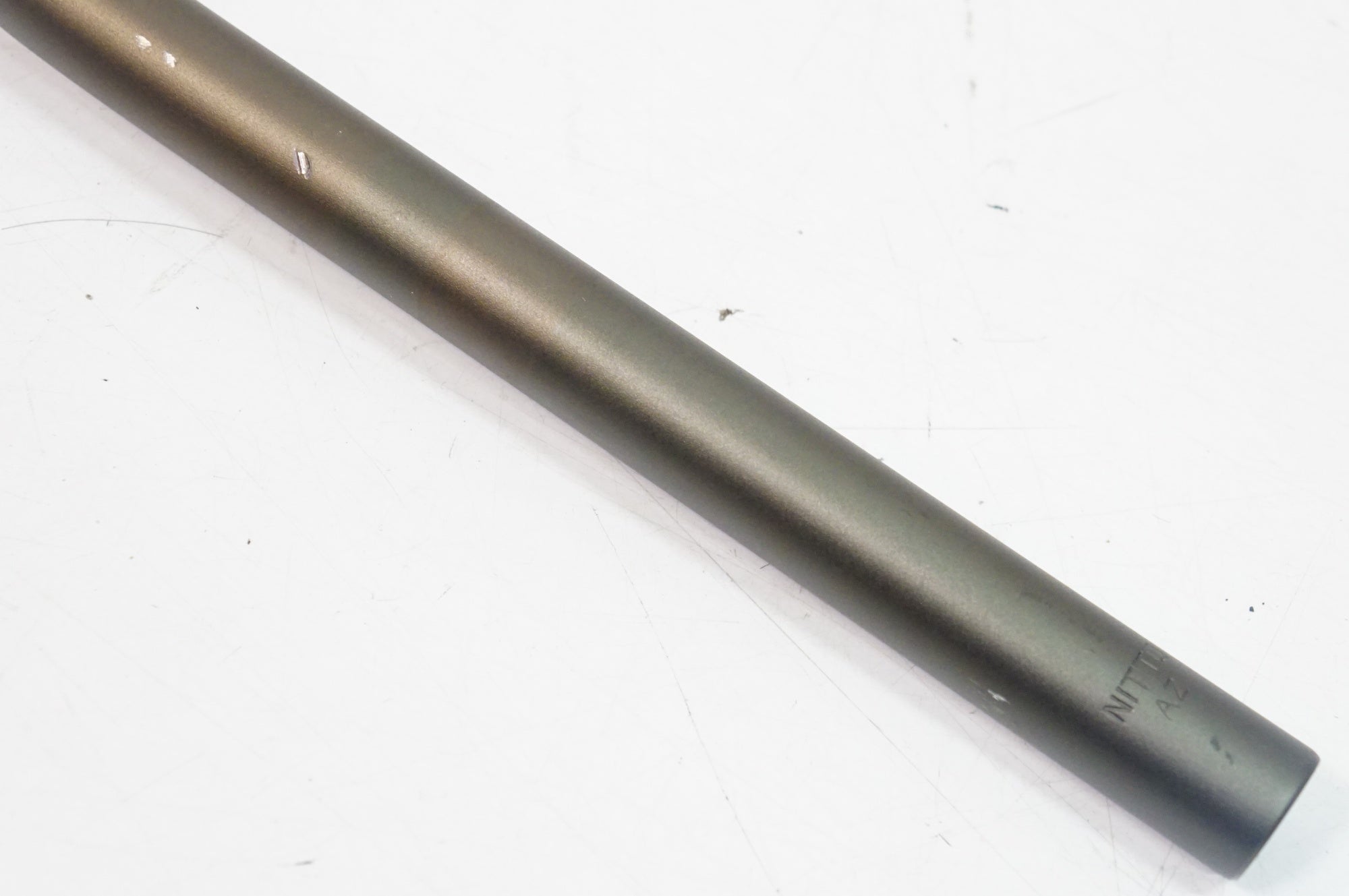 SIMWORKS BY NITTO 「シムワークス バイ ニットー」 LITTLE NICK STEALTH BAR SW02 SSB 750mm φ31.8 ハンドル / 熊谷本店