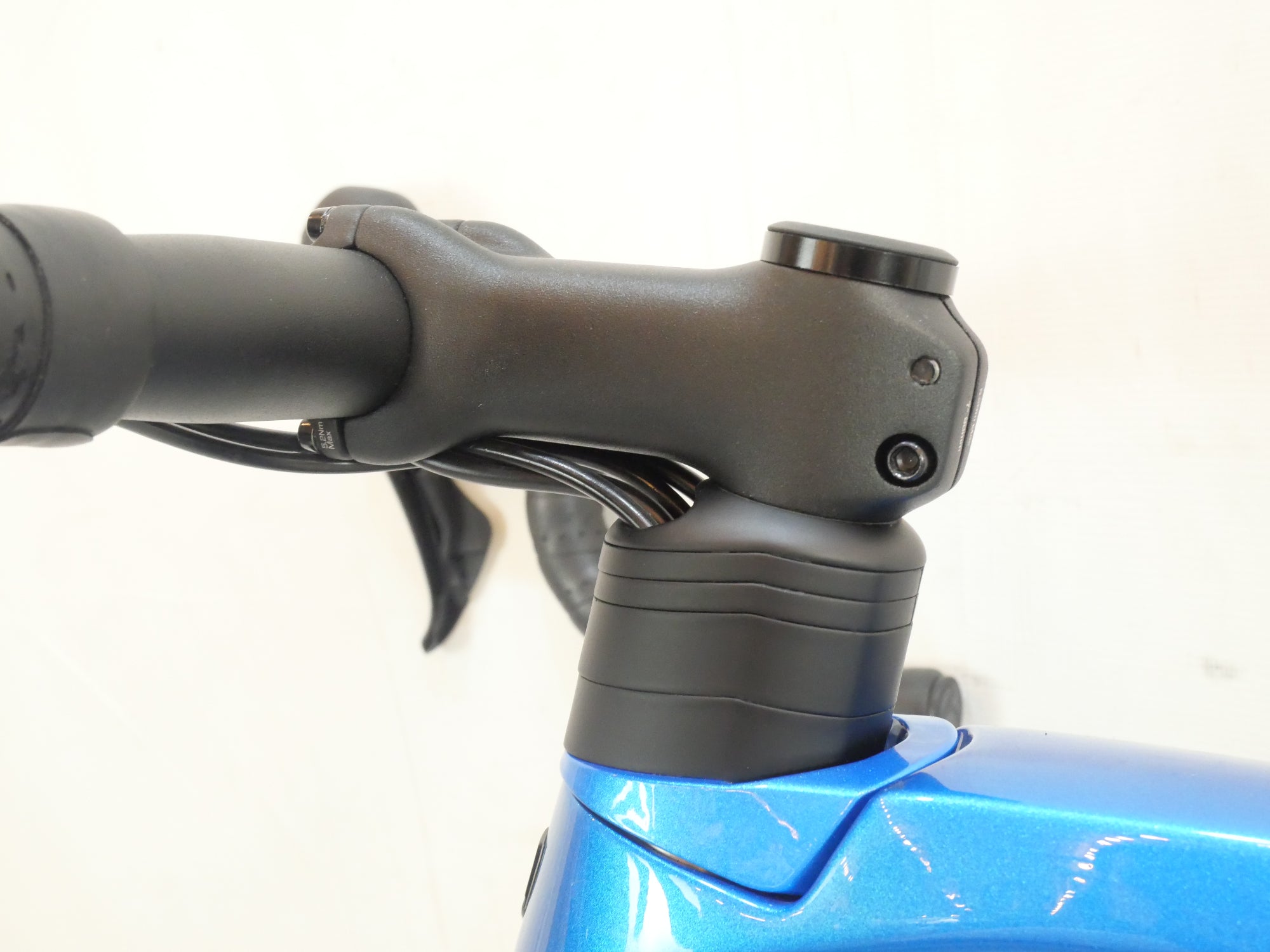 TREK 「トレック」」 EMONDA SL5 DISC 2022年モデル ロードバイク / バイチャリ浦和ベース