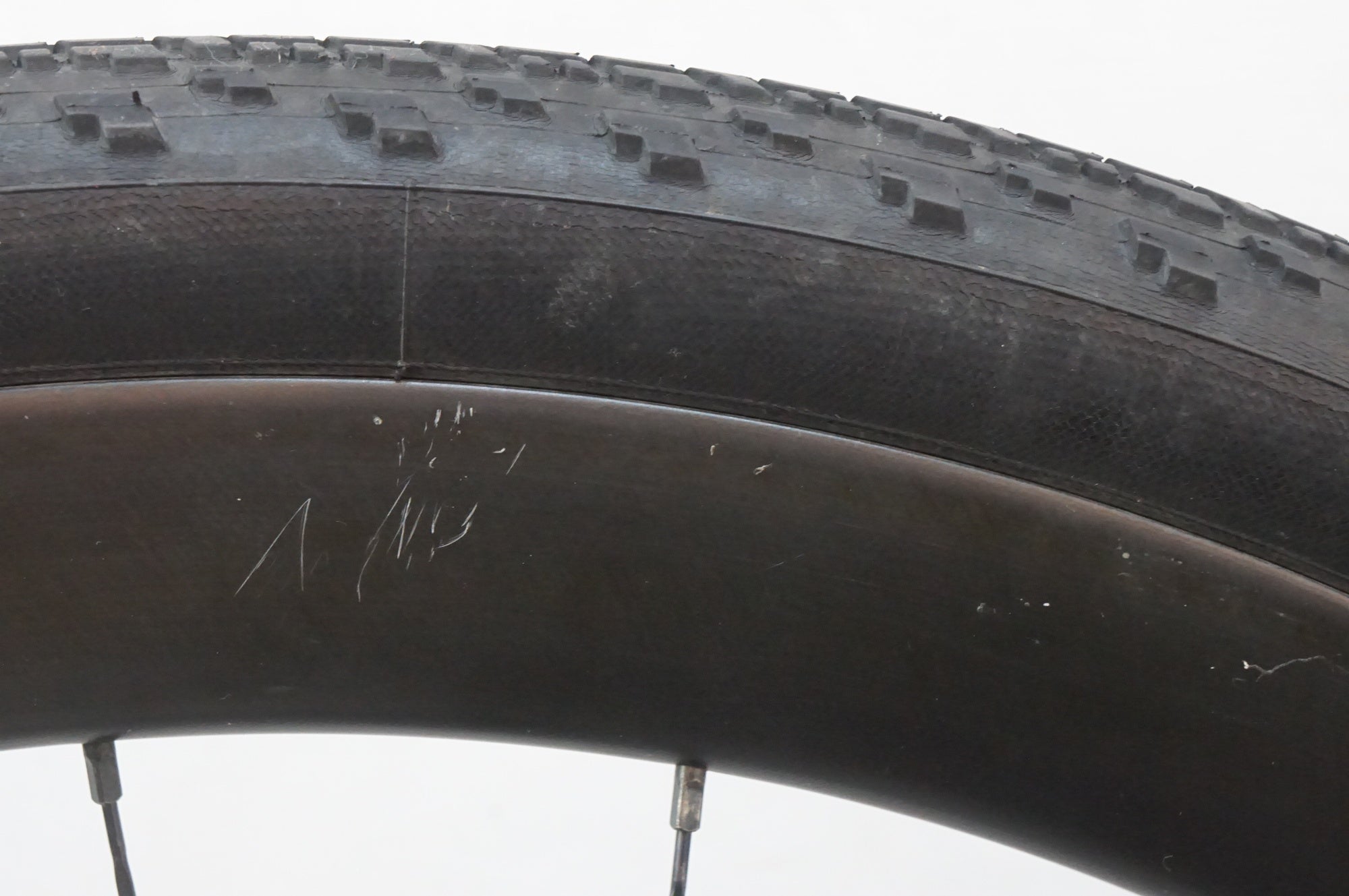 ZIPP 「ジップ」 303S TUBELESS DISC シマノ11S ホイールセット / バイチャリ浦和ベース