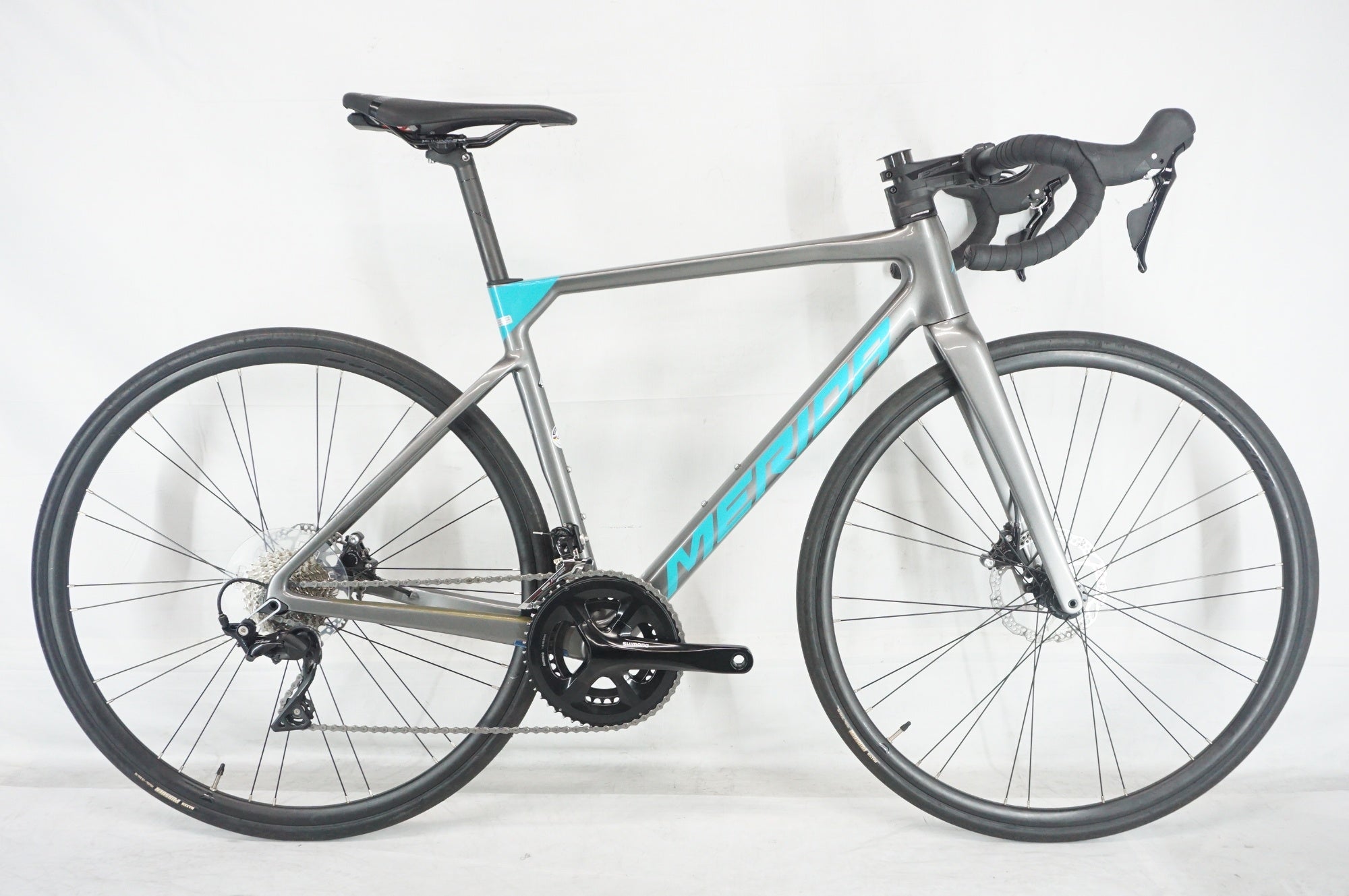 MERIDA 「メリダ」 SCULTURA4000 DISC 2022年モデル ロードバイク 