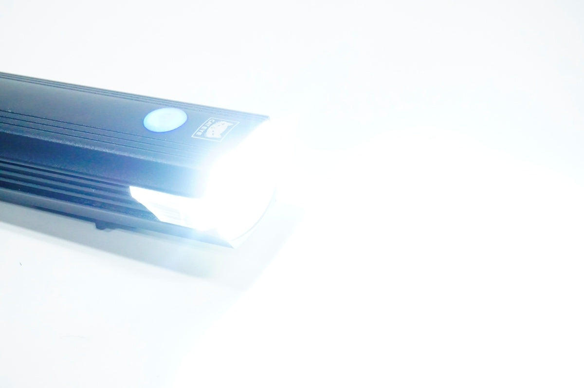 CATEYE 「キャットアイ」 AMPP2200 HL-EL2200RC フロントライト / 名古屋大須店