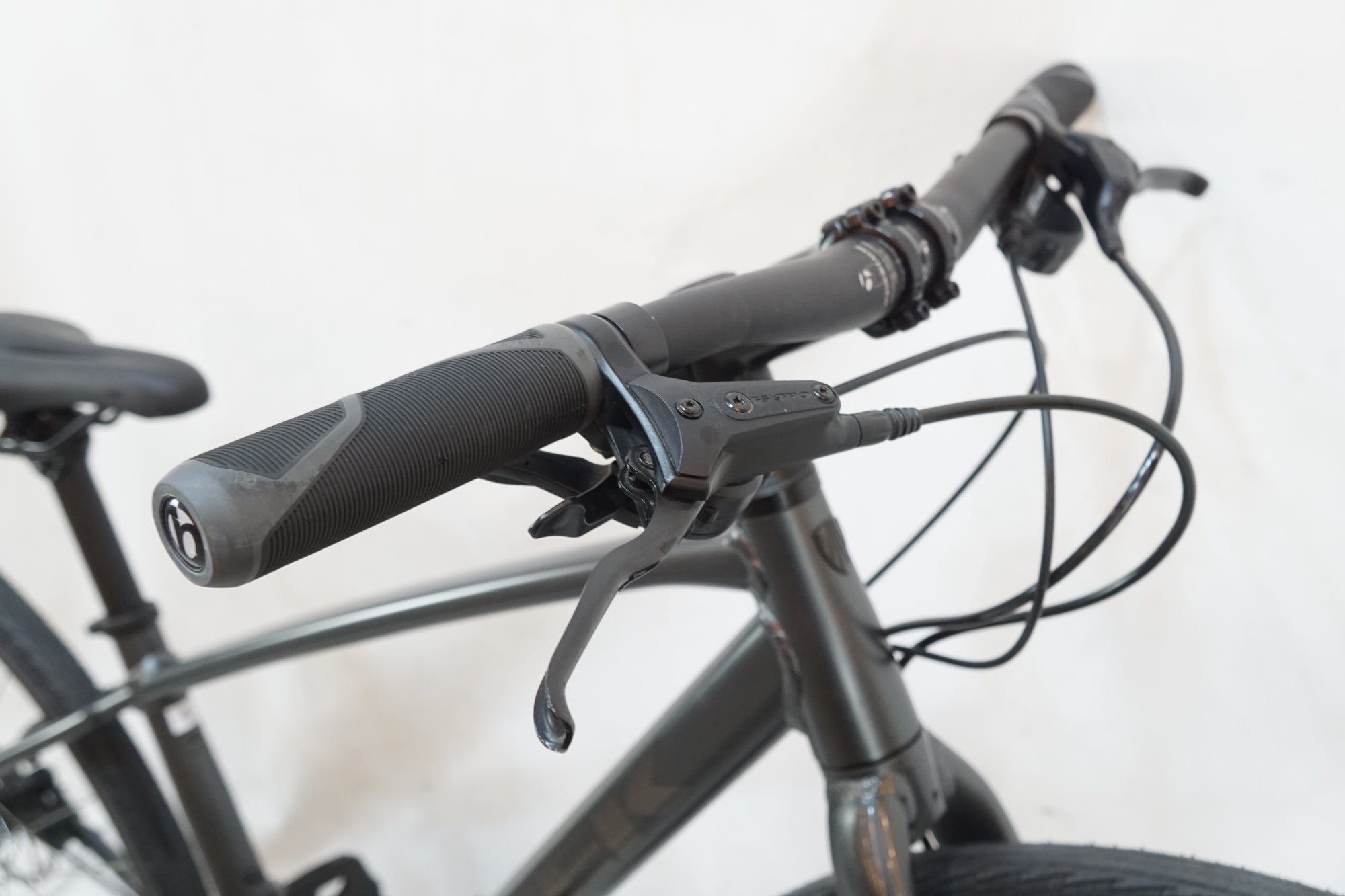 TREK 「トレック」 FX2 DISC 2022年モデル クロスバイク / バイチャリ浦和ベース