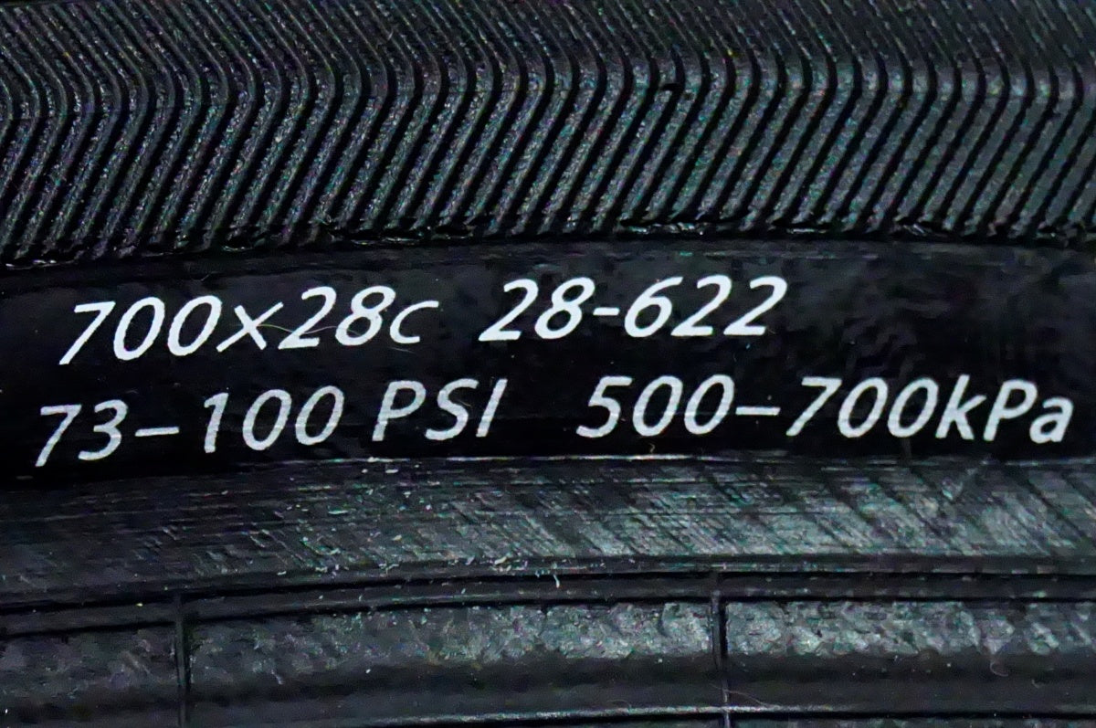 IRC 「アイアールシー」 FORMULA PRO HL TL 700x28 タイヤ / 名古屋大須店