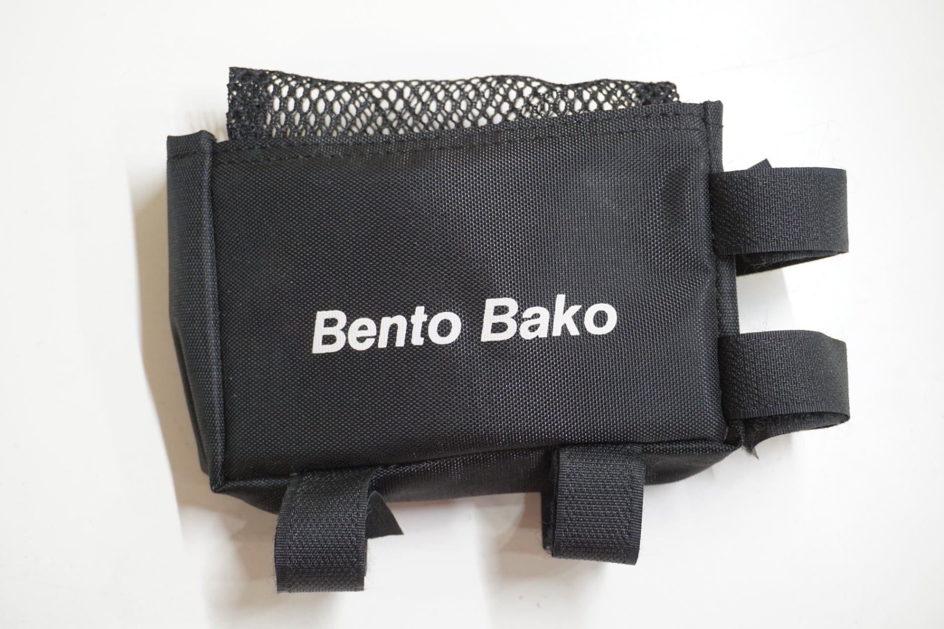 TNI 「ティーエヌアイ」 BENTO BOX トップチューブバッグ / 大宮店