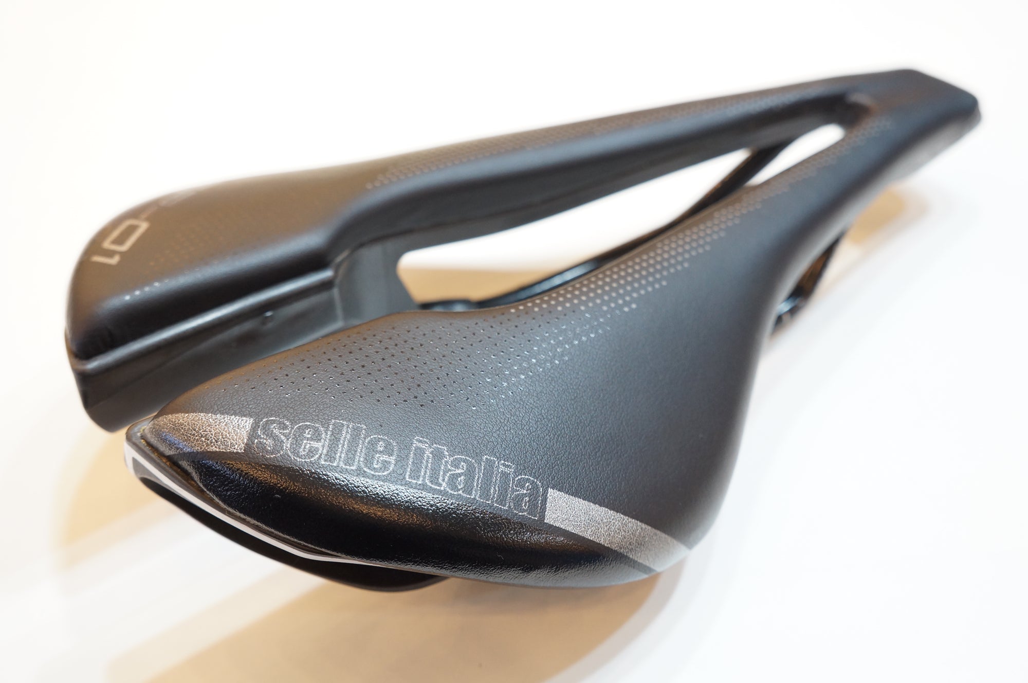 SELLE ITALIA 「セラ イタリア」 SP-01 BOOST MANGANESE サドル/ バイチャリ浦和ベース