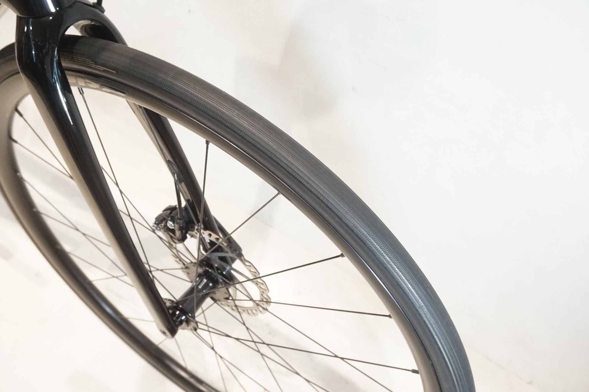 GIANT 「ジャイアント」 TCR ADVANCED 2 DISC KOM 2023年モデル ロードバイク / 横浜戸塚店