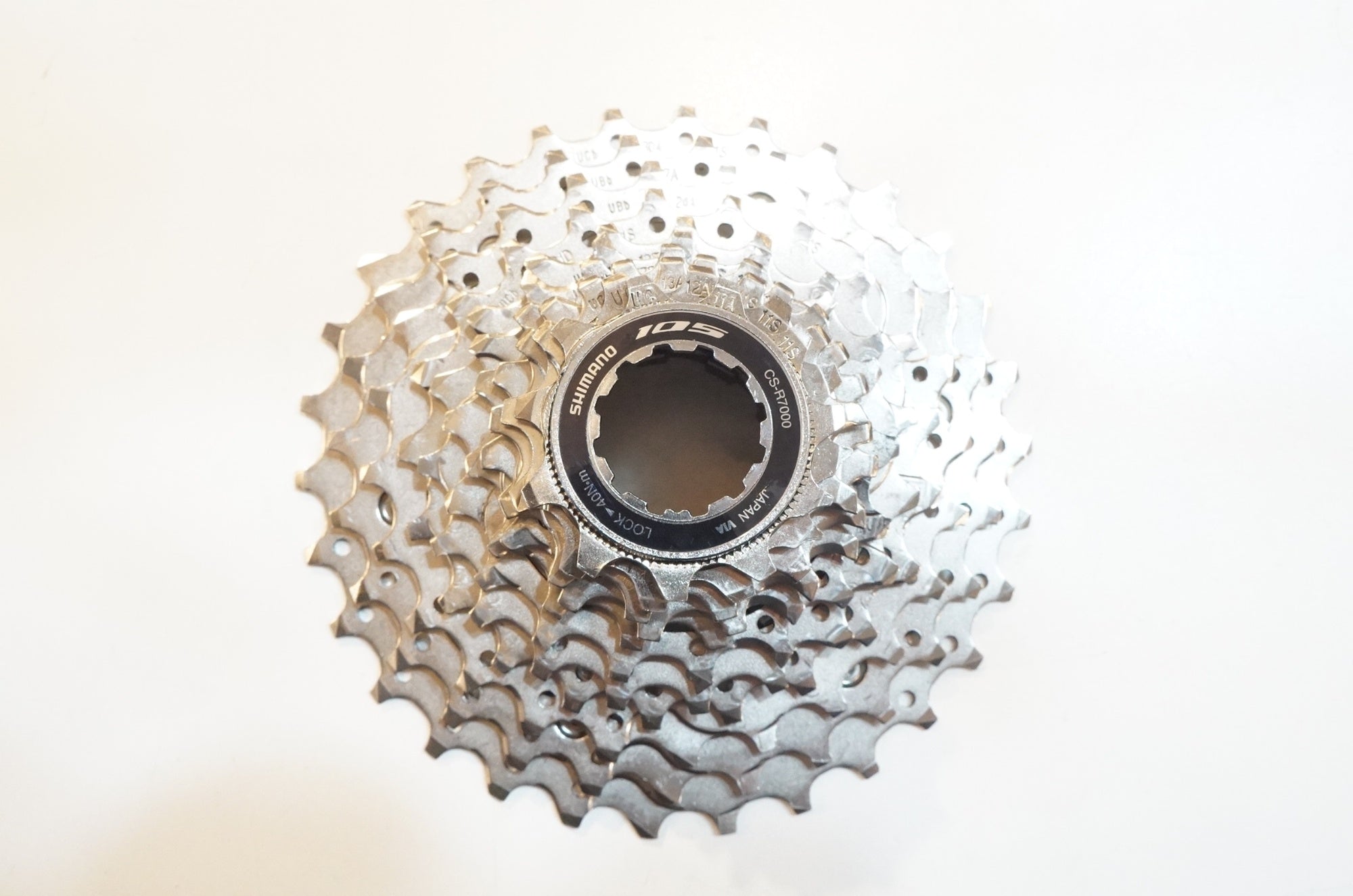 SHIMANO 「シマノ」 105 CS-R7000 11-30T スプロケット / 浦和ベース