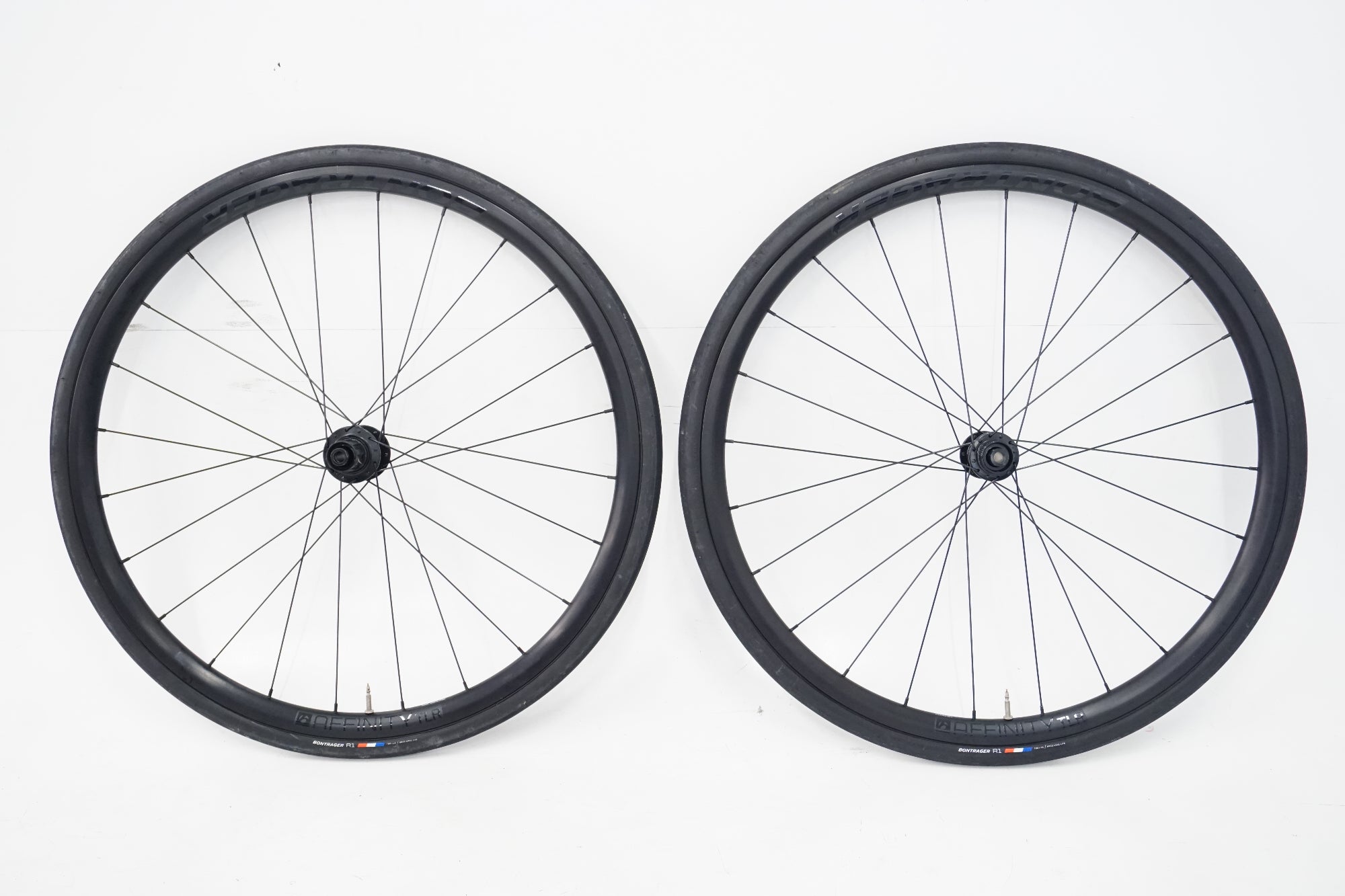 ボントレガー BONTRAGER 11Sホイールセット BLACK PARADIME TLR