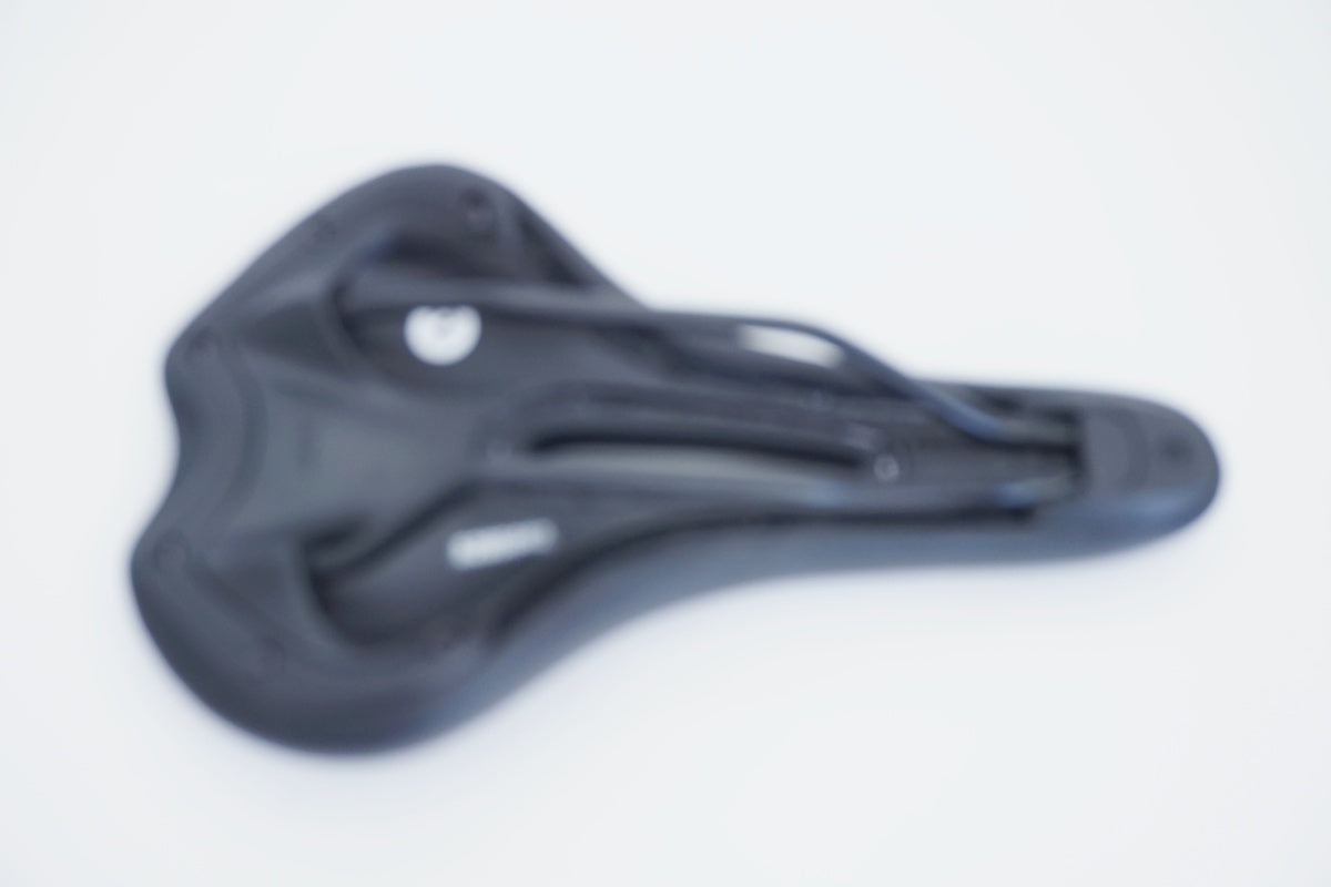 ノーブランド サドル / 京都八幡店