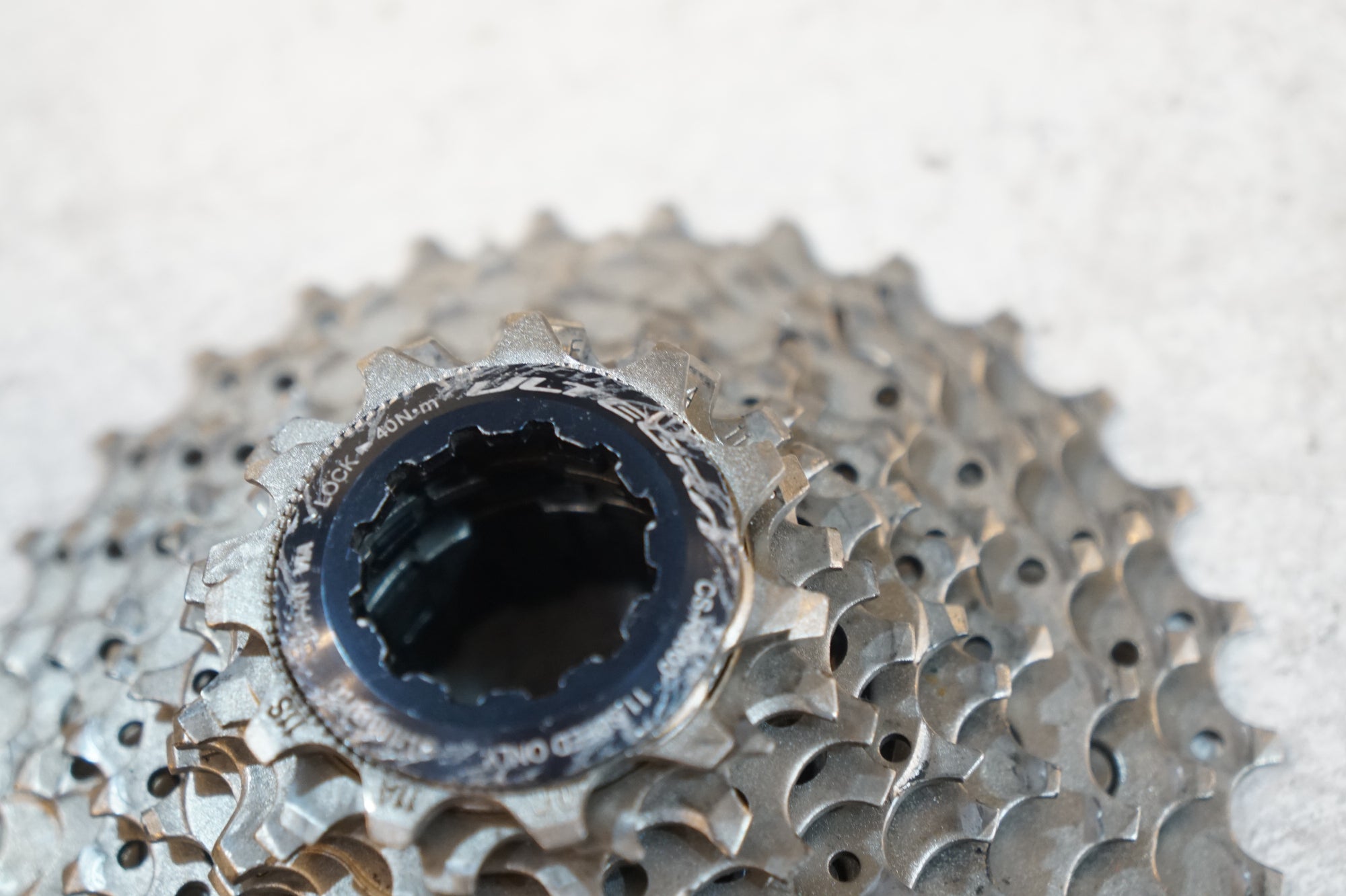 SHIMANO 「シマノ」 ULTEGRA CS-R8000 11-28T スプロケット / バイチャリ浦和ベース