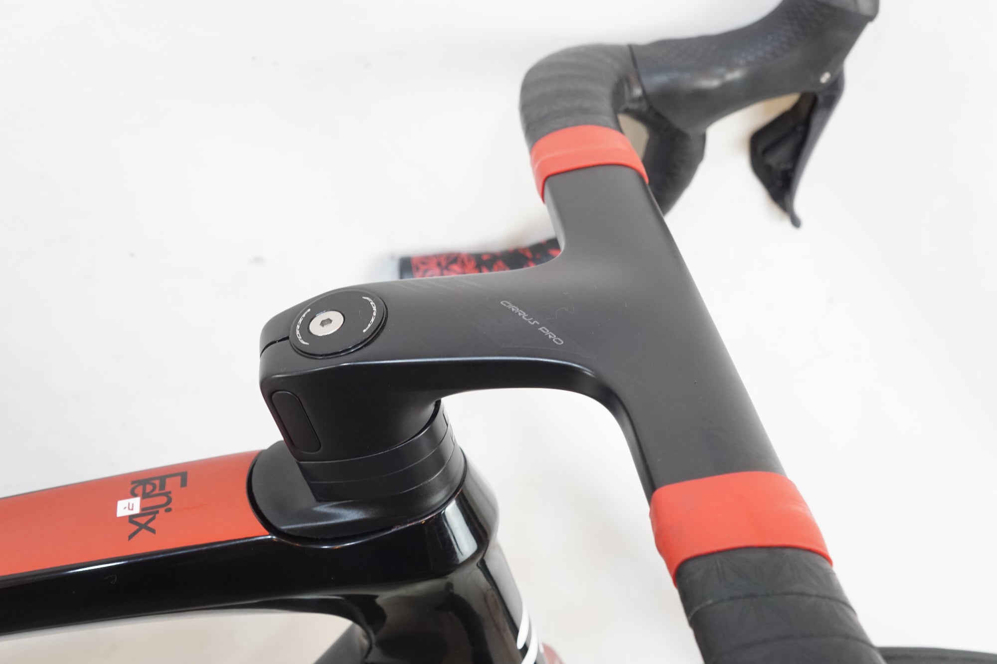 RIDLEY 「リドレー」 FENIX SLiC 2022年モデル ロードバイク / バイチャリ浦和ベース