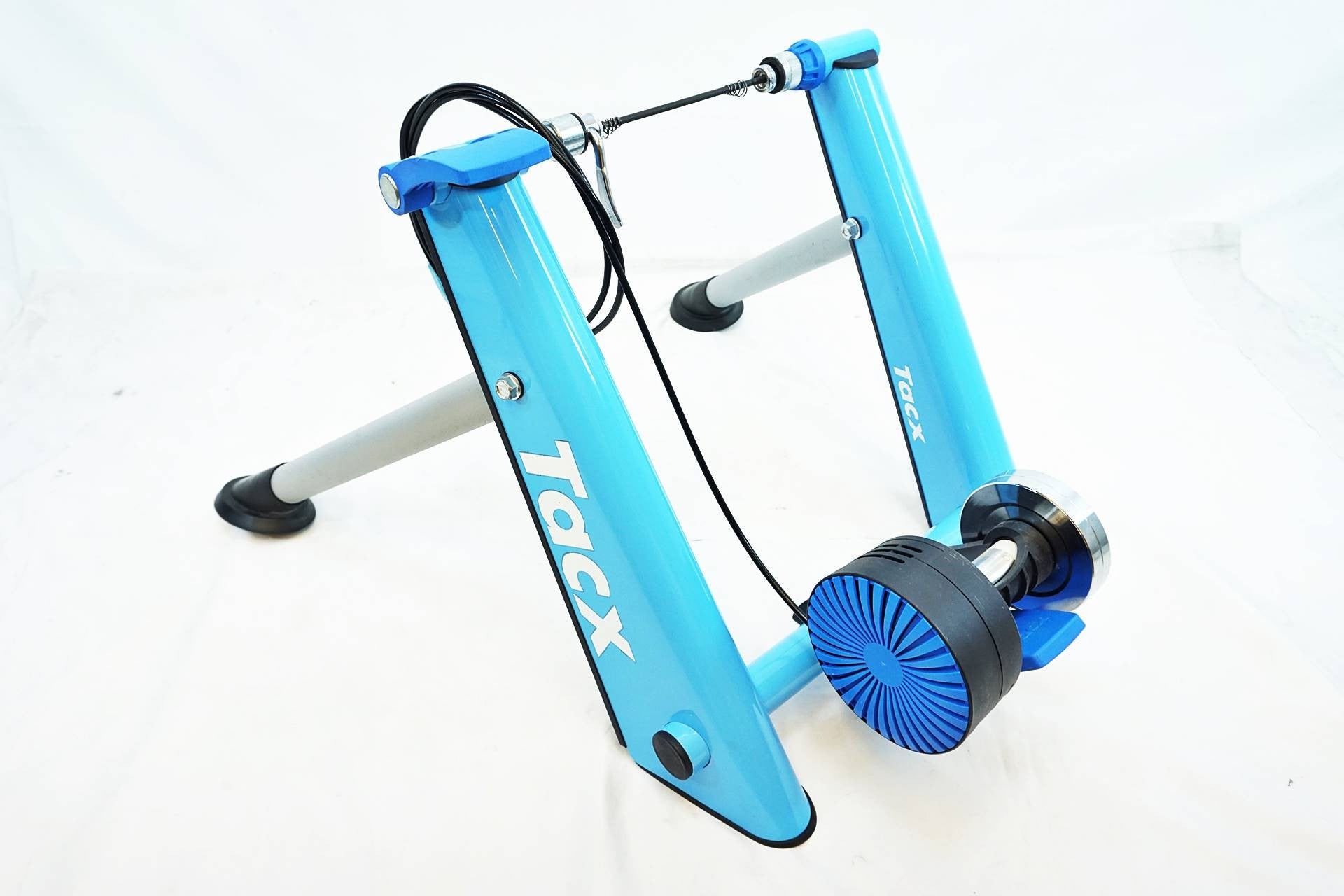 セブンイレブン 冬ギフト カタログ MATIC BLUE 「タックス」 TACX サイクルトレーナー 有明 / 車・バイク・自転車