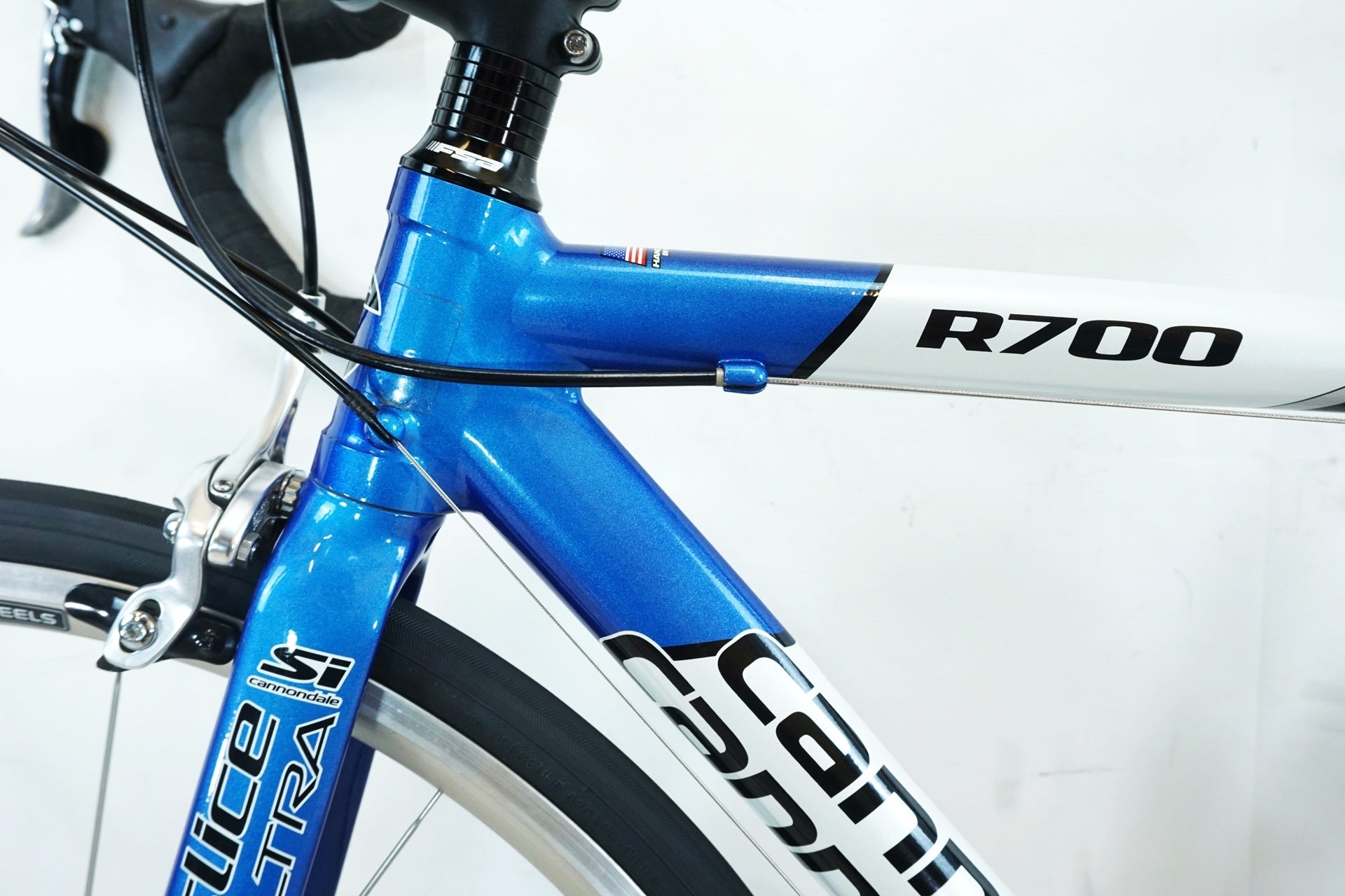CANNONDALE 「キャノンデール」 R700 2004年モデル ロードバイク / 有明ガーデン店