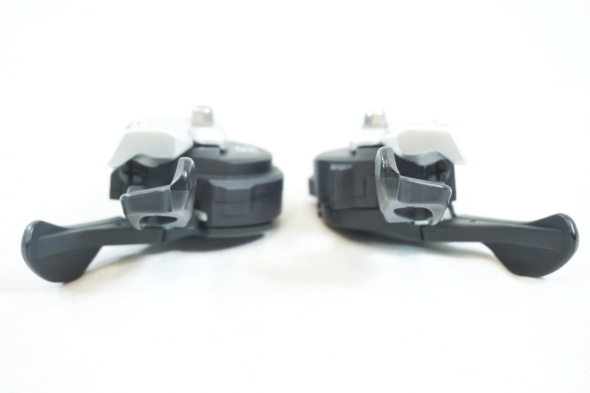 SHIMANO 「シマノ」 SLX SL-M670-B ラピッドファイヤーシフター / 有明ガーデン店