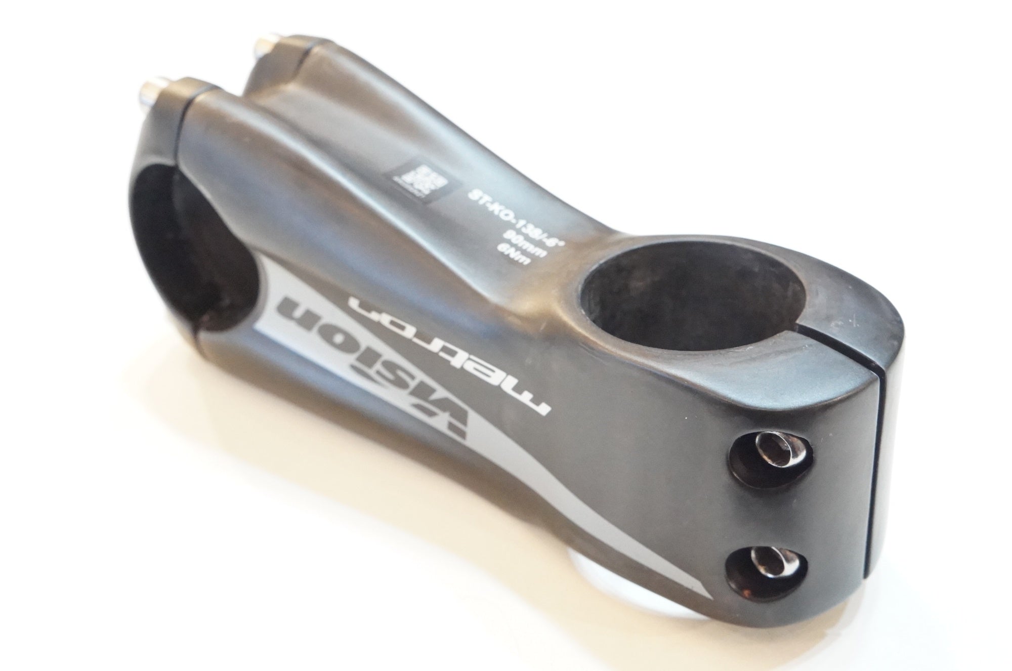 VISION 「ヴィジョン」 METRON CARBON 90mm φ31.8 ステム / 浦和ベース