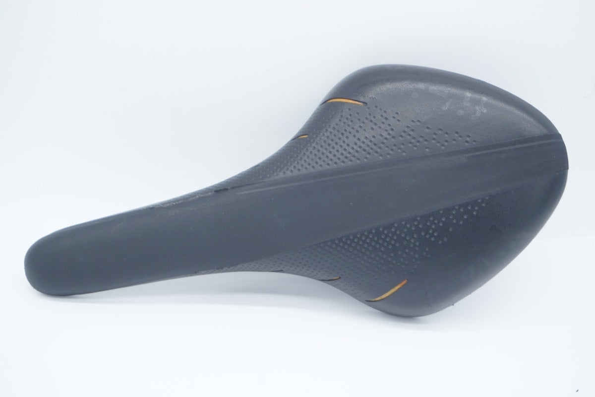 FIZIK 「フィジーク」 ARIONE R1 サドル / 滋賀大津店