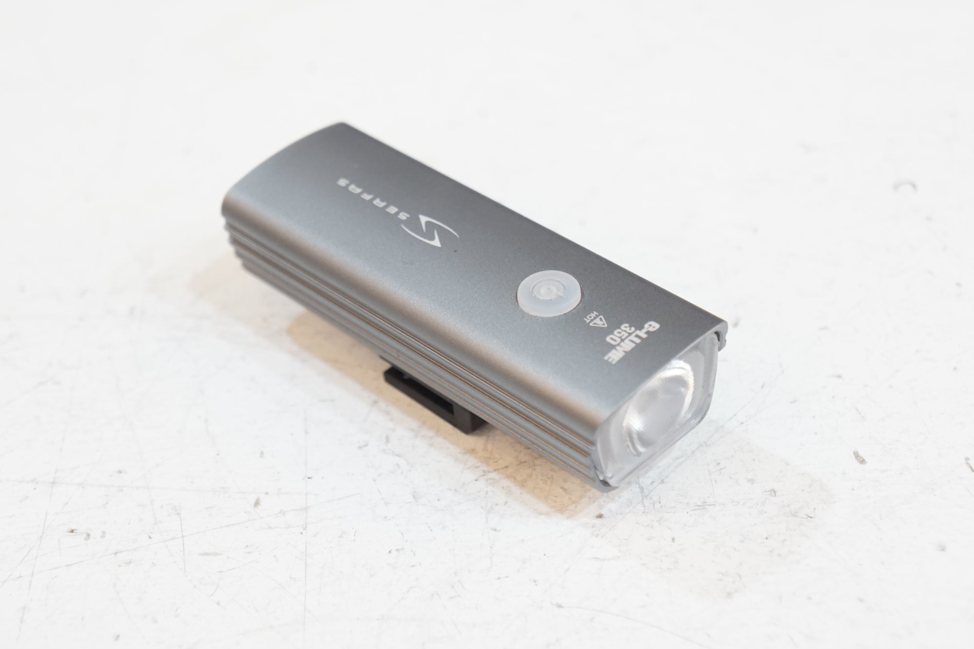 SERFAS 「サーファス」 E-LUME 350 フロントライト / バイチャリ浦和ベース