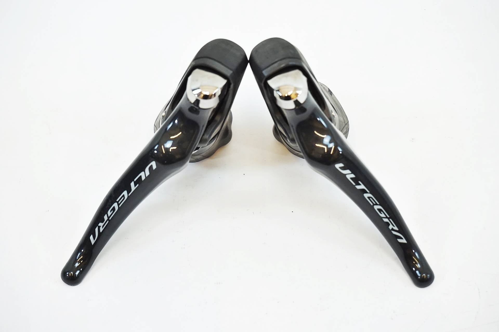 SHIMANO 「シマノ」 ULTEGRA ST-R8000 2×11S デュアルコントロールレバー / 有明ガーデン店