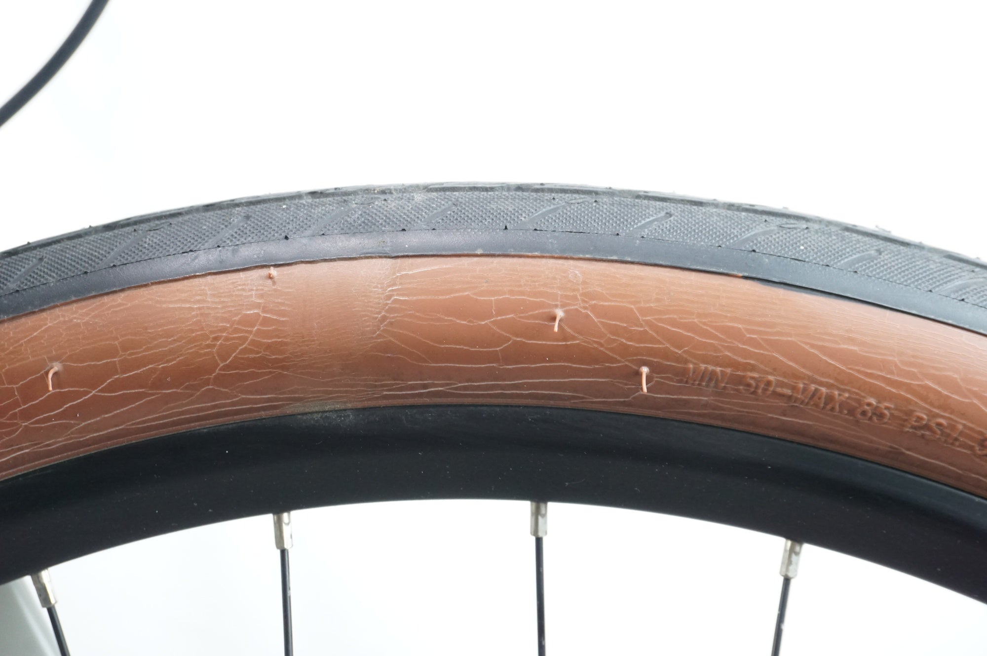 KHODAABLOOM 「コーダブルーム」 KESIKI 2024年モデル 27.5インチ クロスバイク / 有明ガーデン店