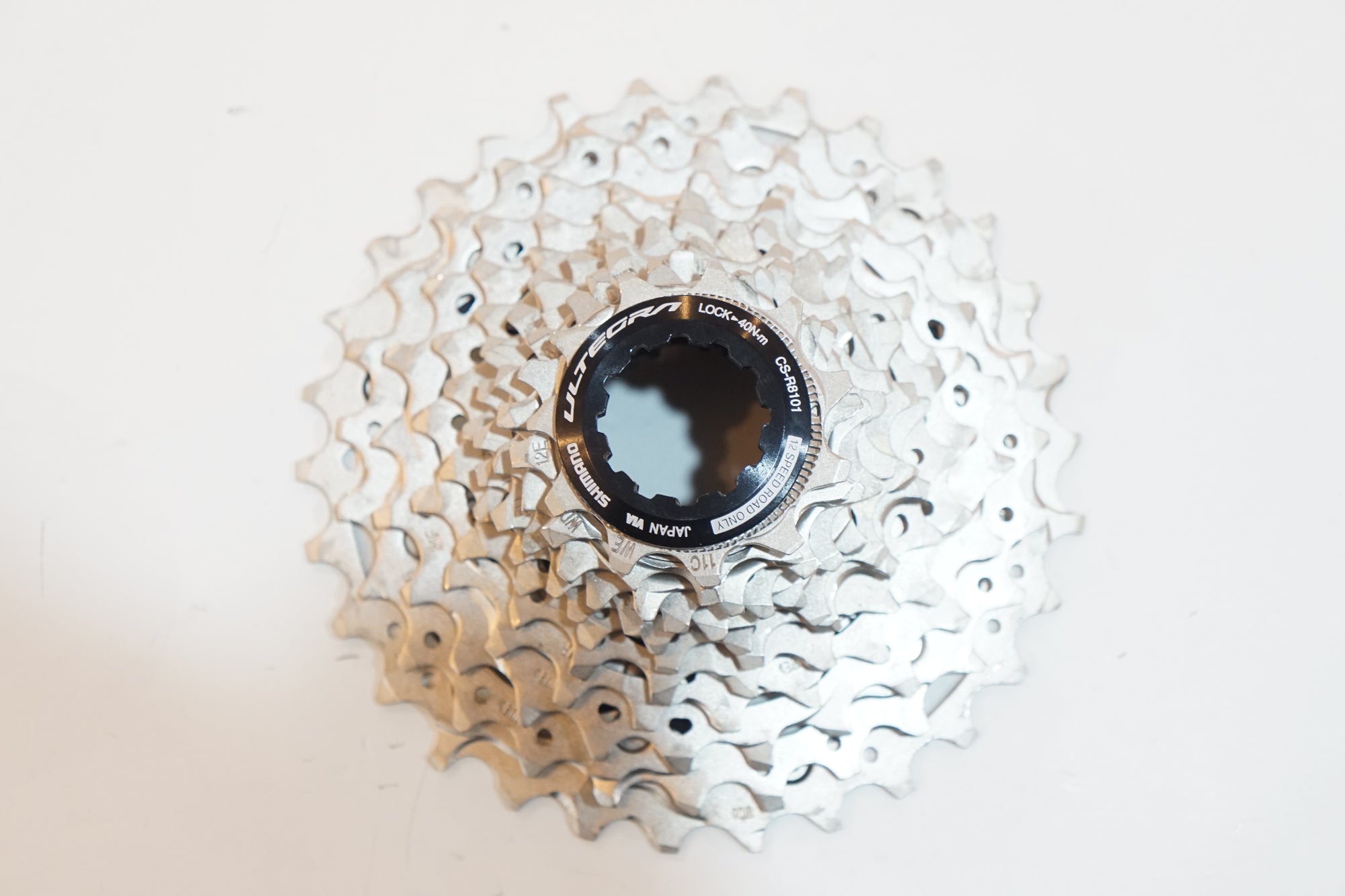 SHIMANO 「シマノ」 ULTEGRA CS-R8101 11-30T スプロケット