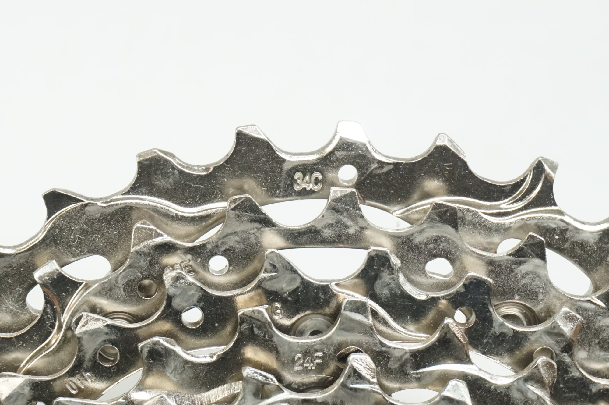 SHIMANO 「シマノ」 105 CS-R7100 11-34T スプロケット / 大宮店