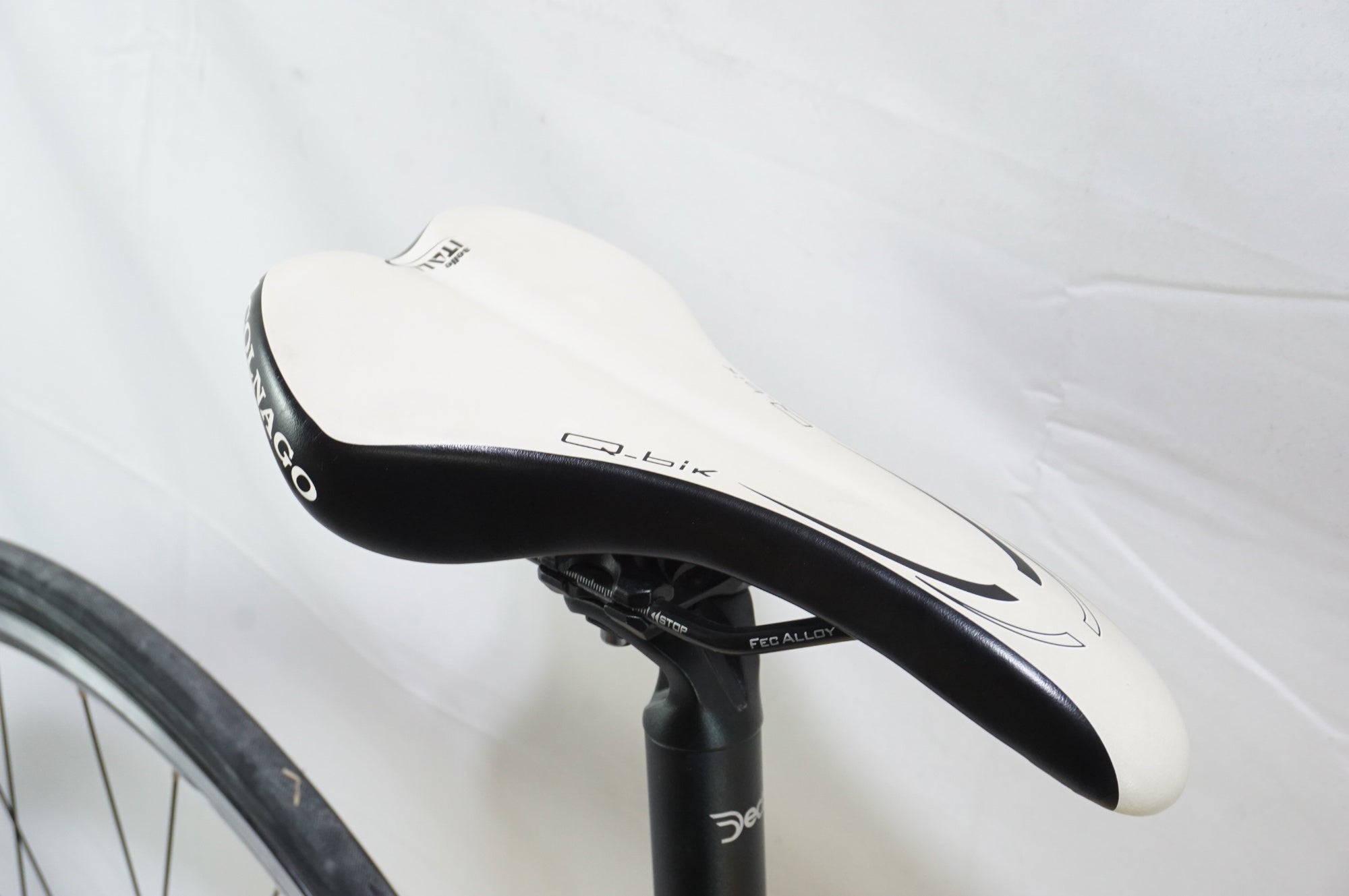 COLNAGO 「コルナゴ」 MOVE TIAGRA 2013年モデル ロードバイク / 中目黒店