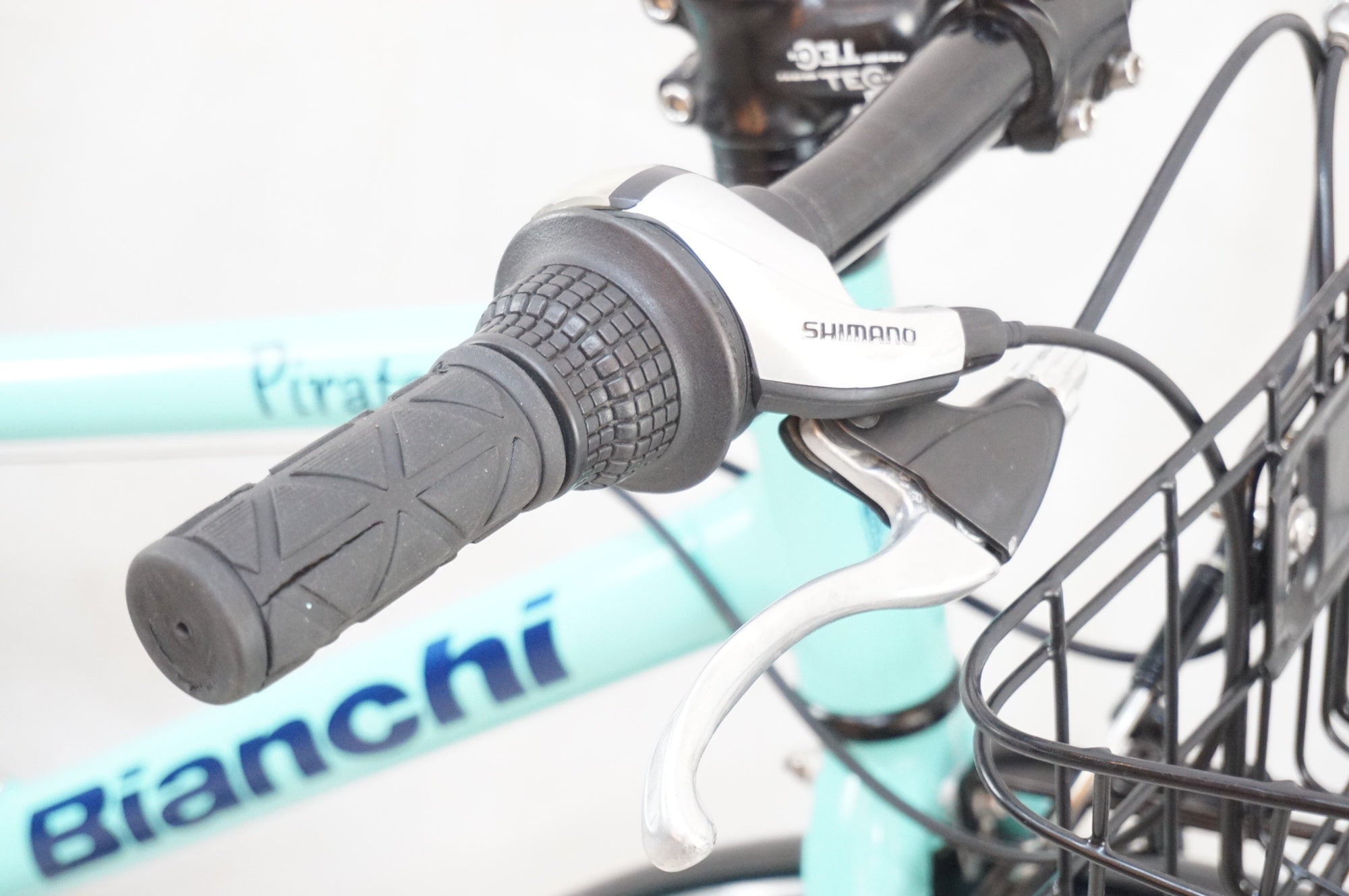 BIANCHI 「ビアンキ」 PIRATA24 2021年モデル 24インチ キッズバイク / 浦和ベース