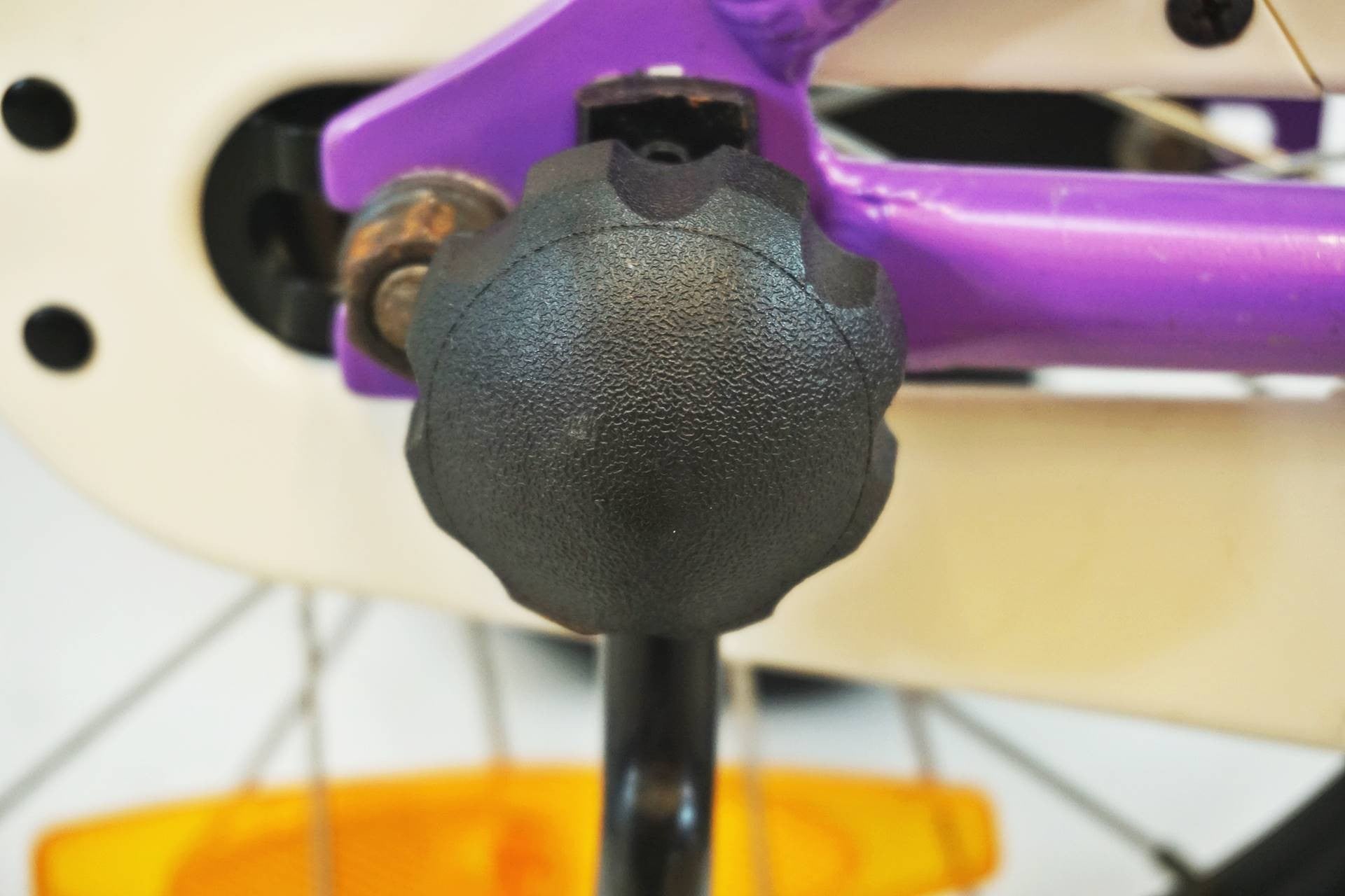 SPECIALIZED 「スペシャライズド」 HOT ROCK 16 2016年モデル 16インチ キッズバイク / 有明ガーデン店