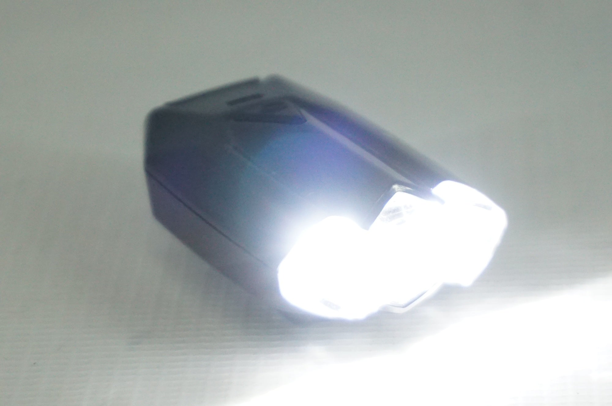 INFINI 「インフィニ」 I-260W ライトセット / 阪急塚口店