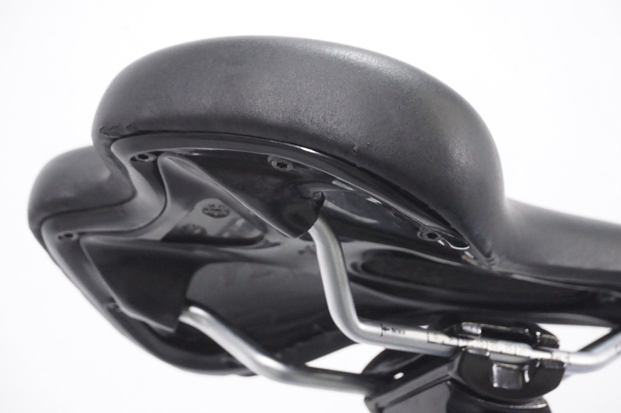 LOUIS GARNEAU 「ルイガノ」 SETTER 9.0 DISC 2024年モデル クロスバイク / AKIBA店