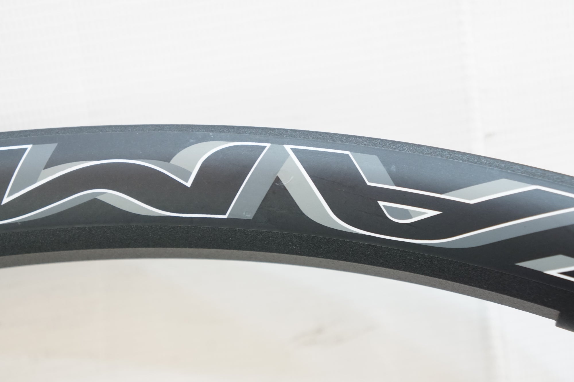 CAMPAGNOLO 「カンパニョーロ」 ZONDA DB シマノ11速 ホールセット / バイチャリ浦和ベース