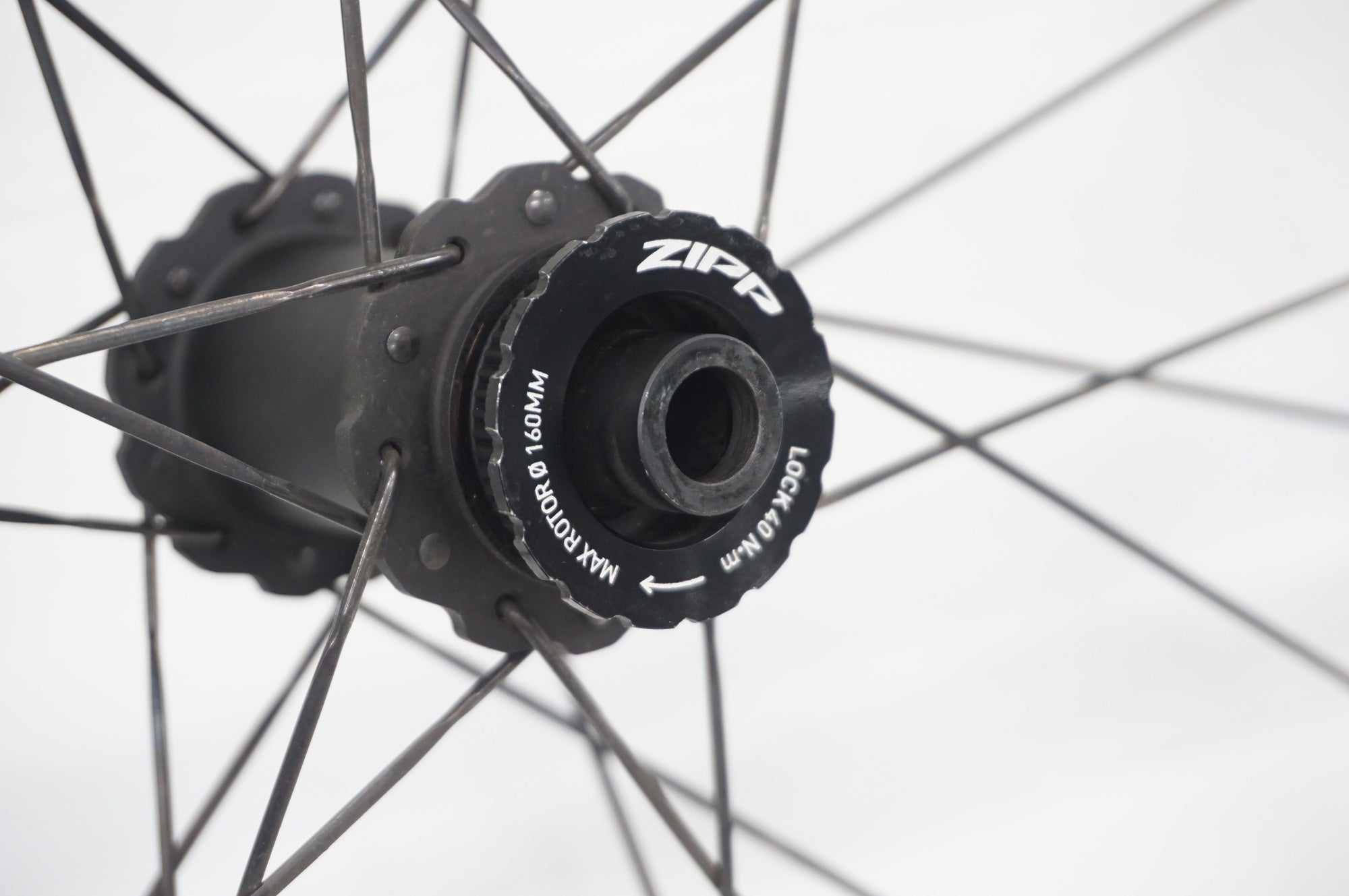 ZIPP 「ジップ」353 NSW TUBELESS DISC シマノ11-12速 ホイールセット / 阪急塚口店