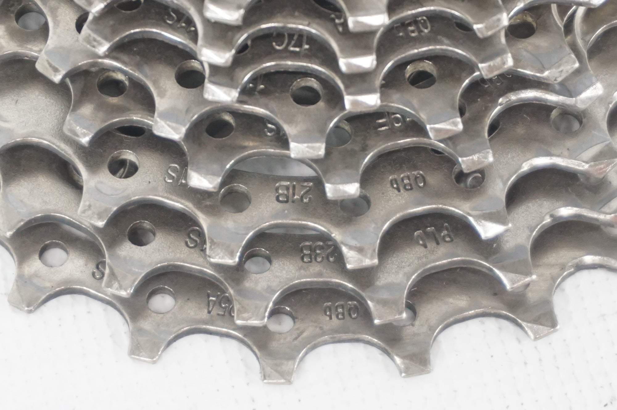 SHIMANO 「シマノ」 105 CS-5800 12-25T スプロケット / 阪急塚口店