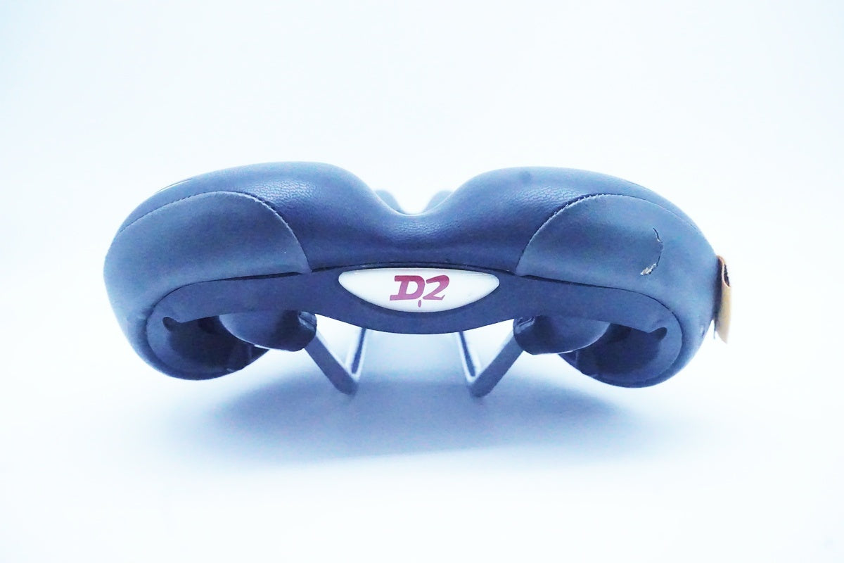VELO「ベロ」 PLUSH VL-3147 サドル/ 京都西院店
