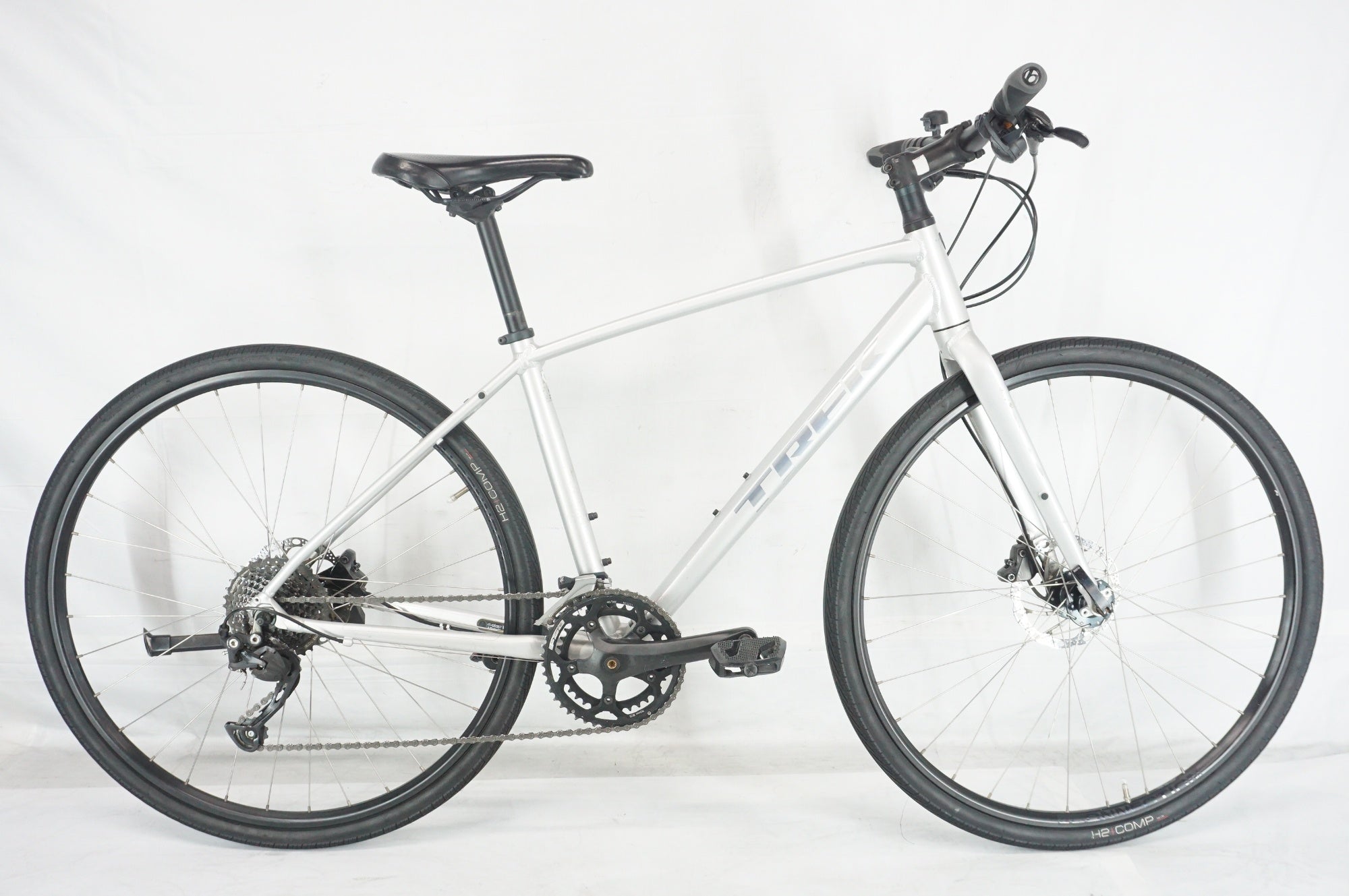 TREK 「トレック」 FX2 DISC 2022-23年モデル クロスバイク / 阪急塚口店