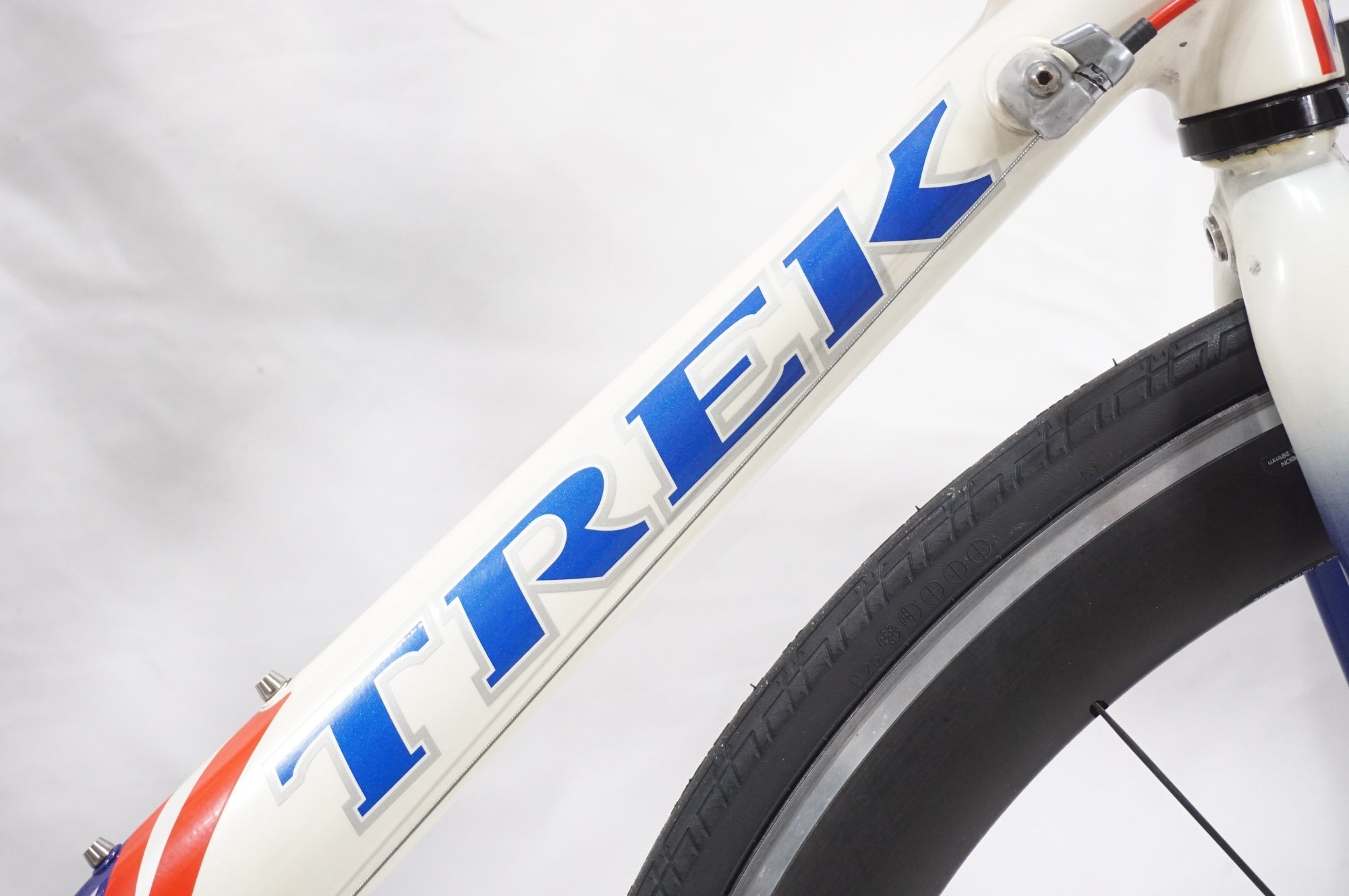 TREK 「トレック」 MADONE 5.2 2005年頃 ロードバイク / AKIBA店