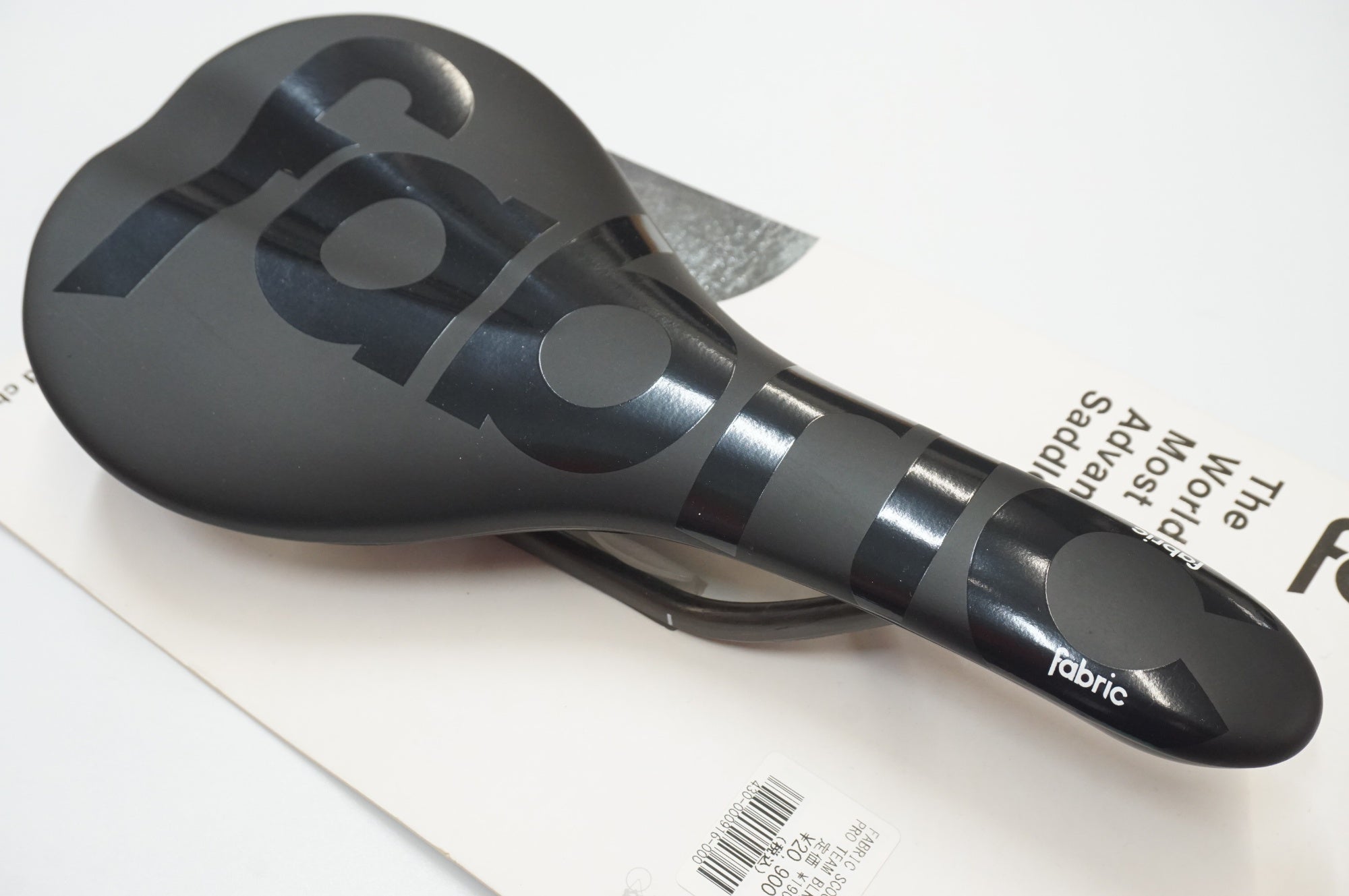 FABRIC 「ファブリック」 SCOOP PRO TEAM FLAT サドル / 福岡店