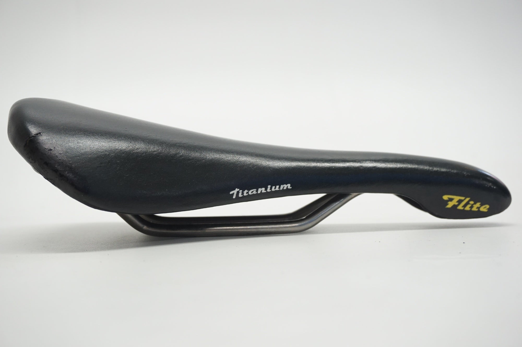 SELLE ITALIA 「セライタリア」 FLITE TITANIUM サドル / 福岡店