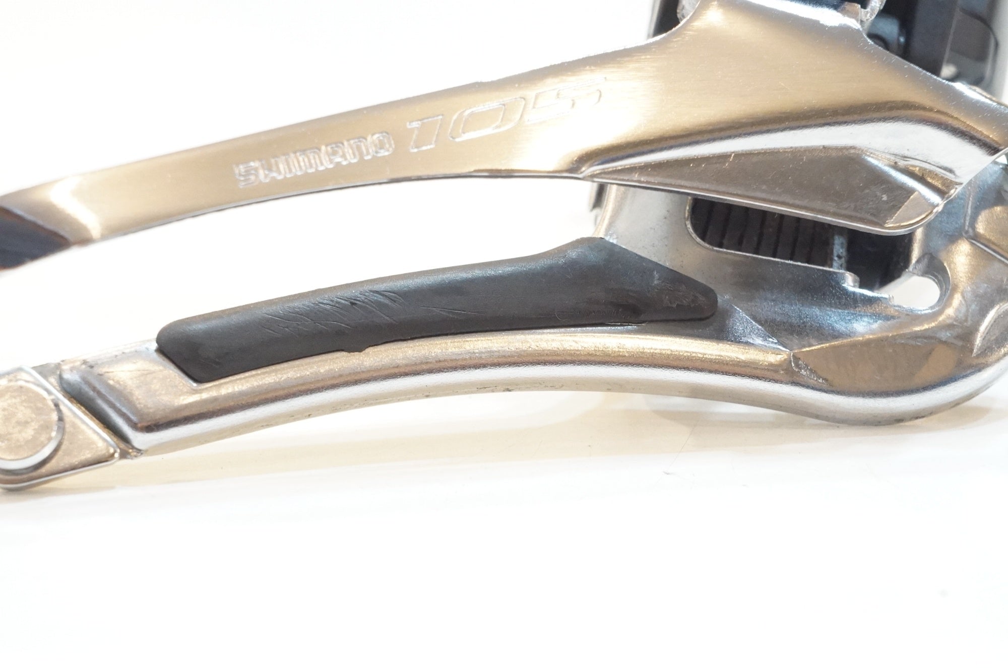 SHIMANO 「シマノ」 105 FD-5800 φ31.8 フロントディレイラー / 浦和ベース
